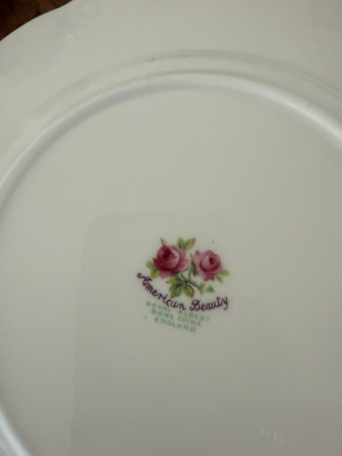 Royal Albert American Beauty china set - image 3 of 4