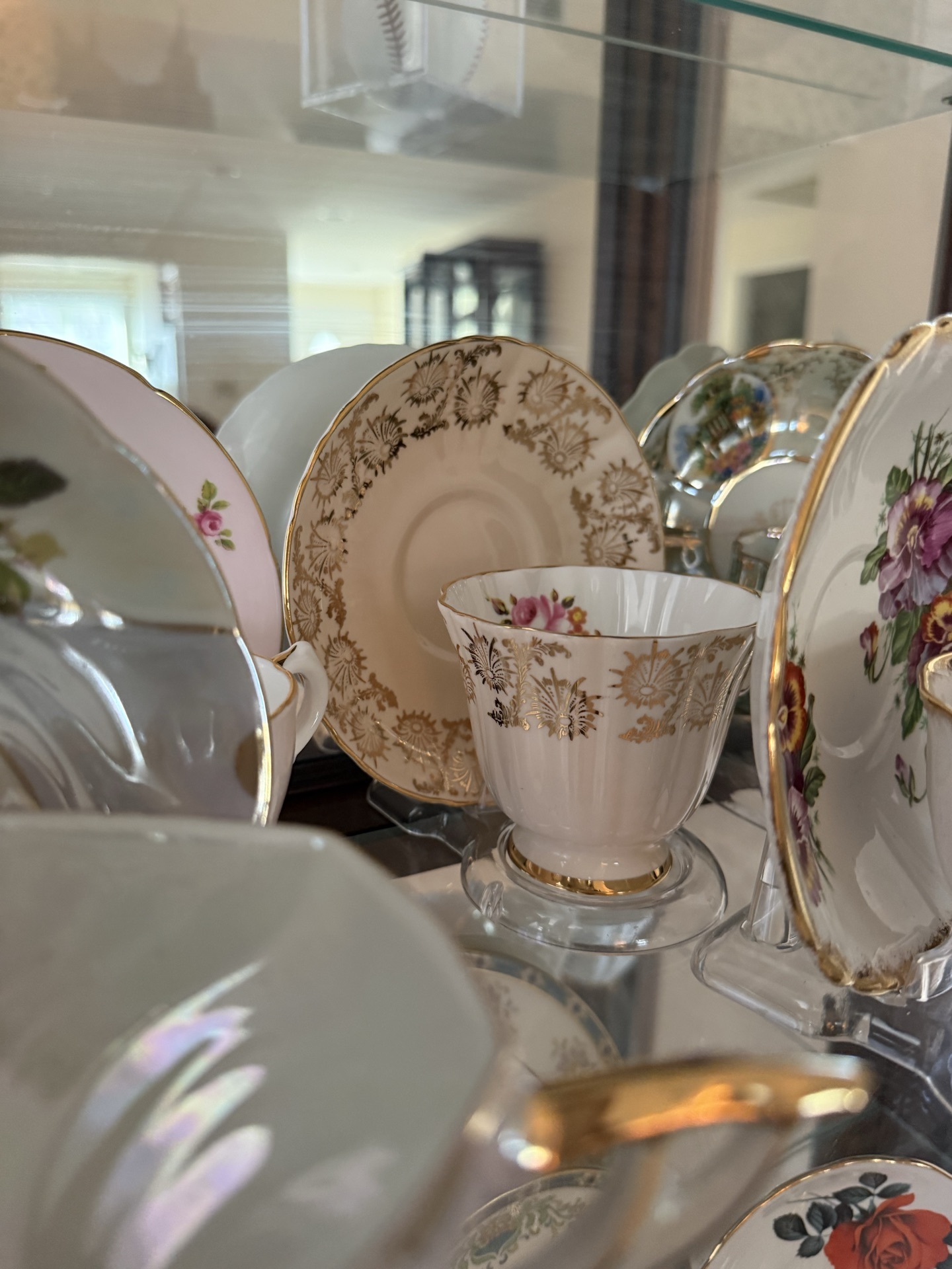 Set of floral bone china tea dishes and cups - image 6 of 12
