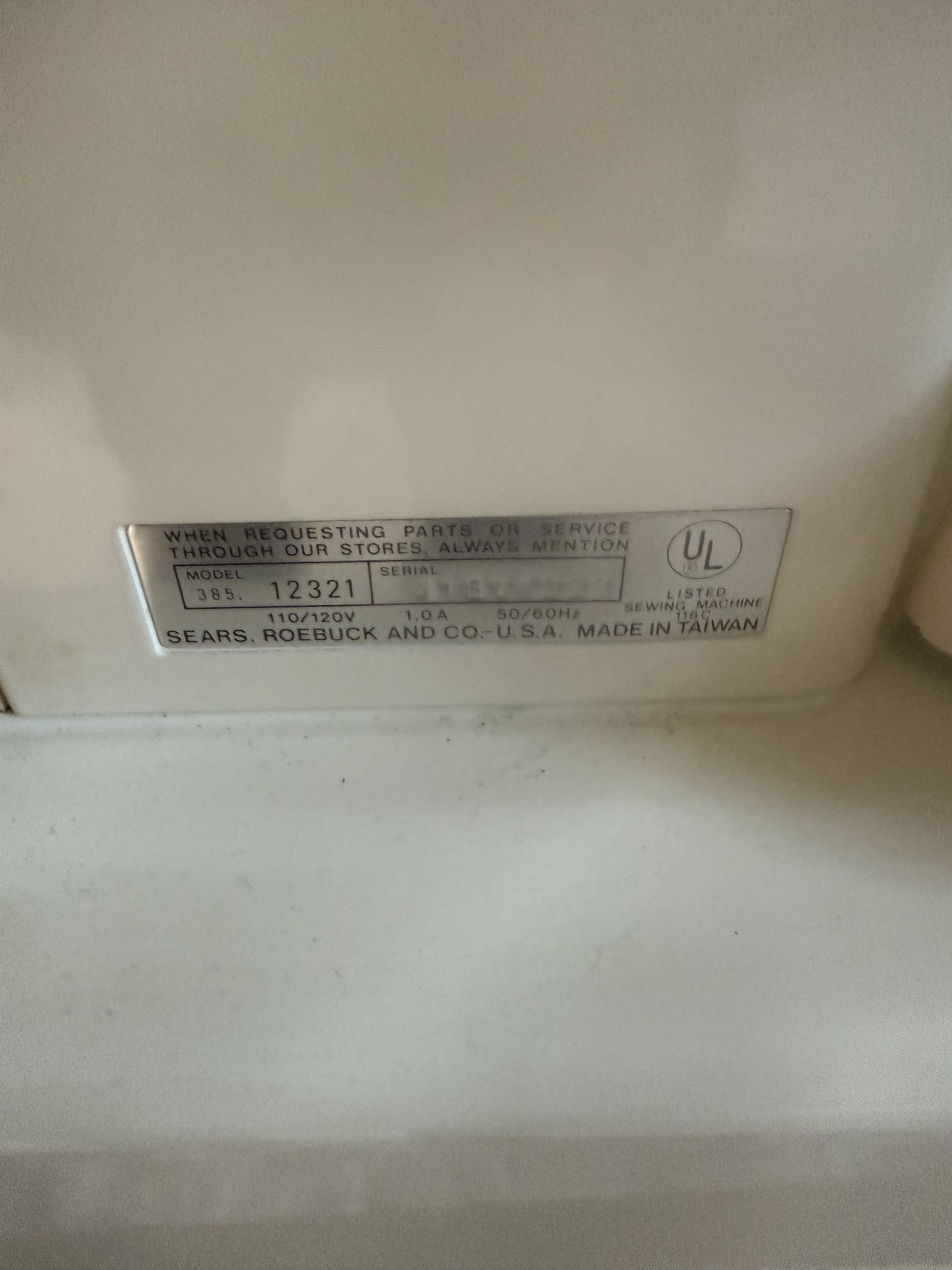 Kenmore 4-Stitch Sewing Machine with Pedal and Case - image 4 of 6