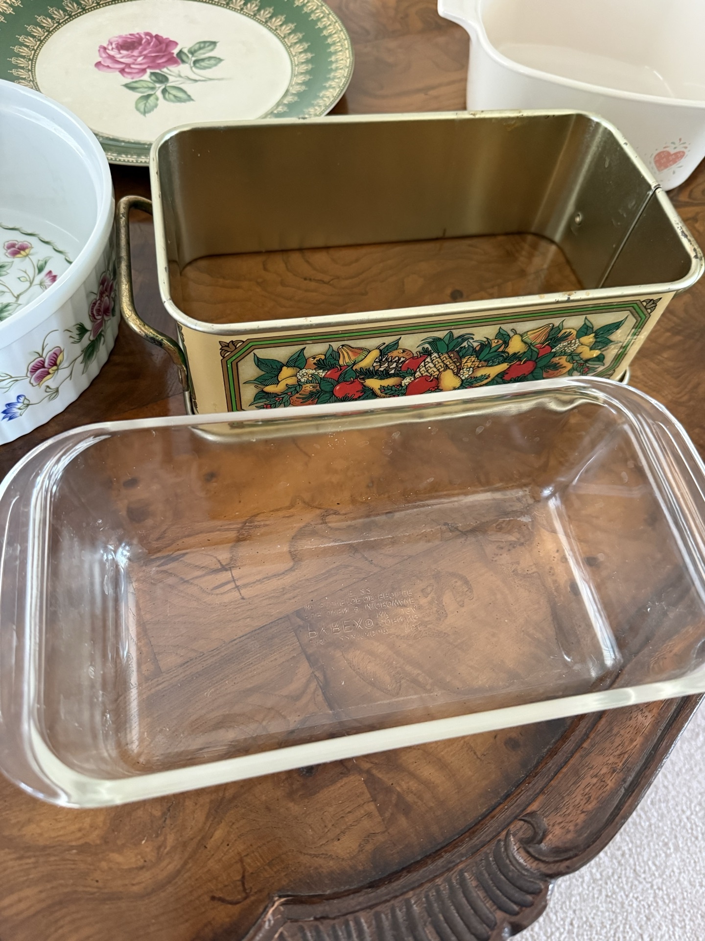 Assorted vintage ceramic dishware and bakeware with floral and fruit motifs - image 4 of 13