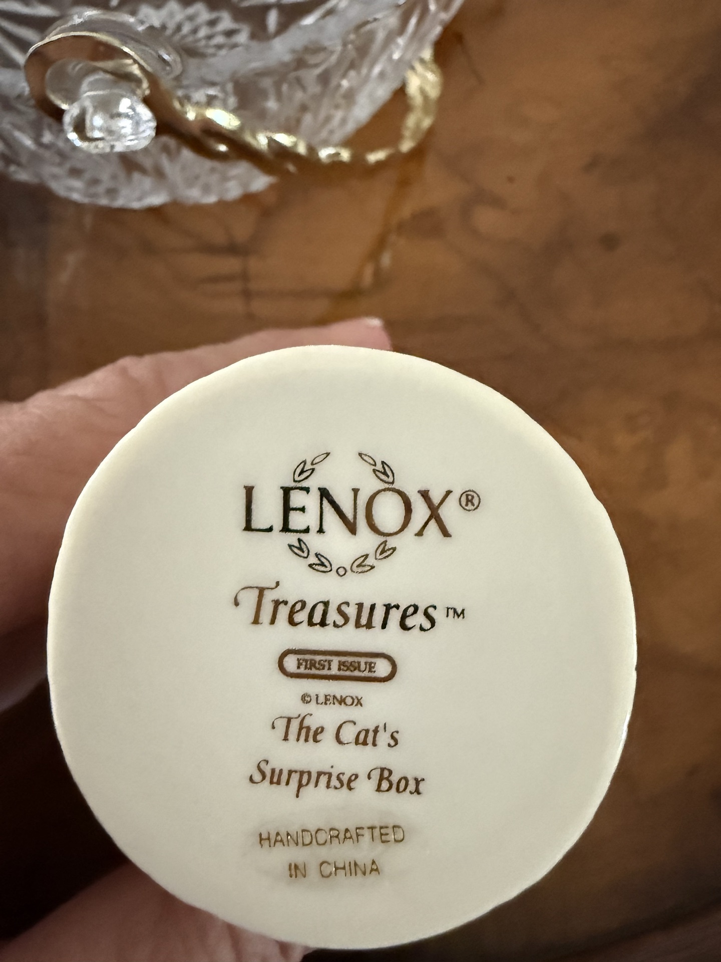 Lenox Treasures Cat's Surprise Box with Royal Albert Bone China and Crystal Bowls - image 4 of 12