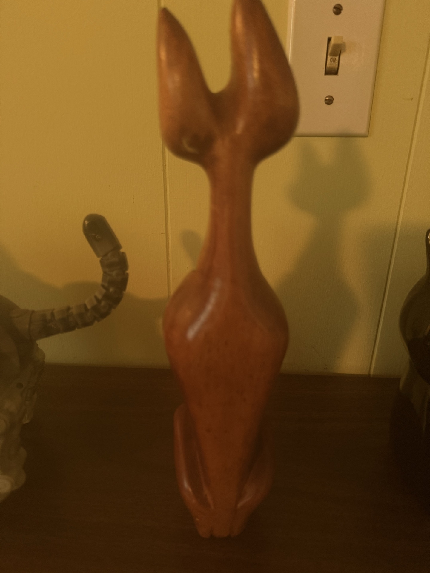 Cat-themed figurines and sculpture collection - image 6 of 9
