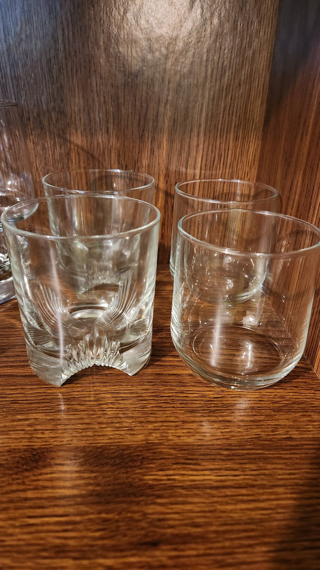 Assorted glassware  - image 3 of 7