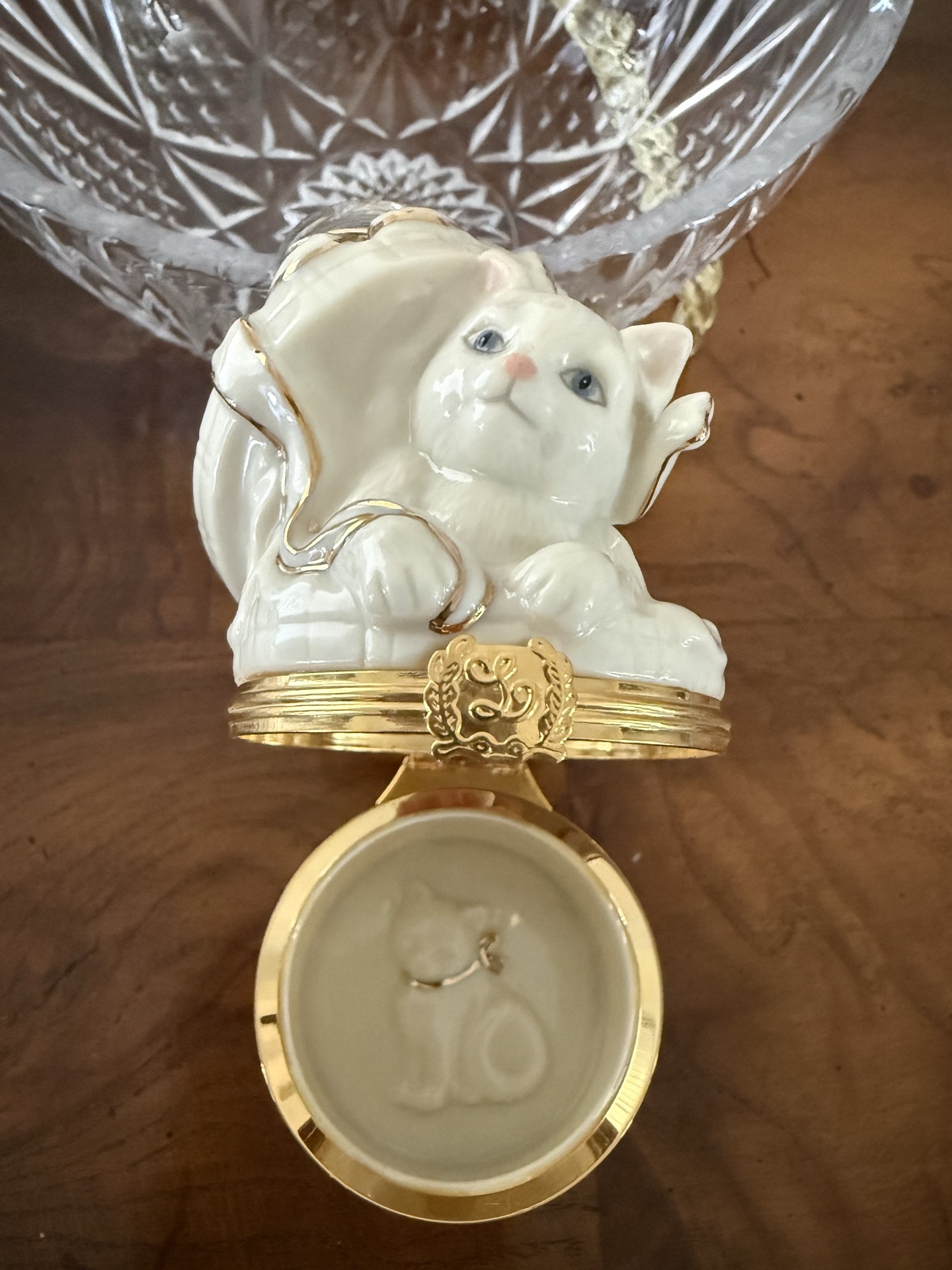 Lenox Treasures Cat's Surprise Box with Royal Albert Bone China and Crystal Bowls - image 3 of 12
