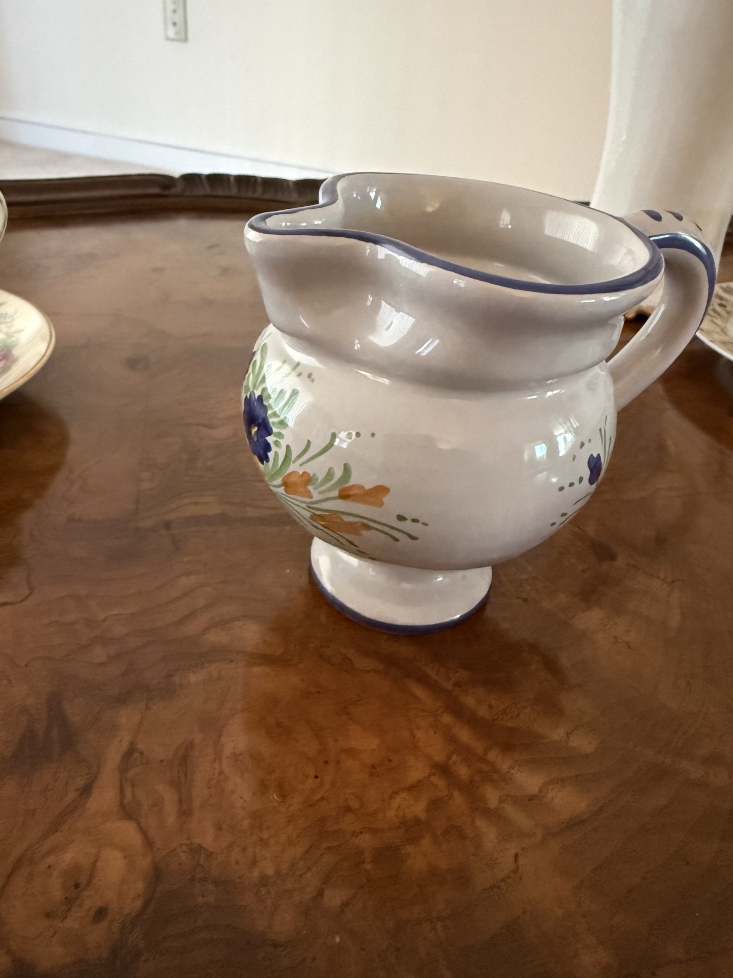 Floral porcelain tea set with teapot, creamer, and cups - image 6 of 10