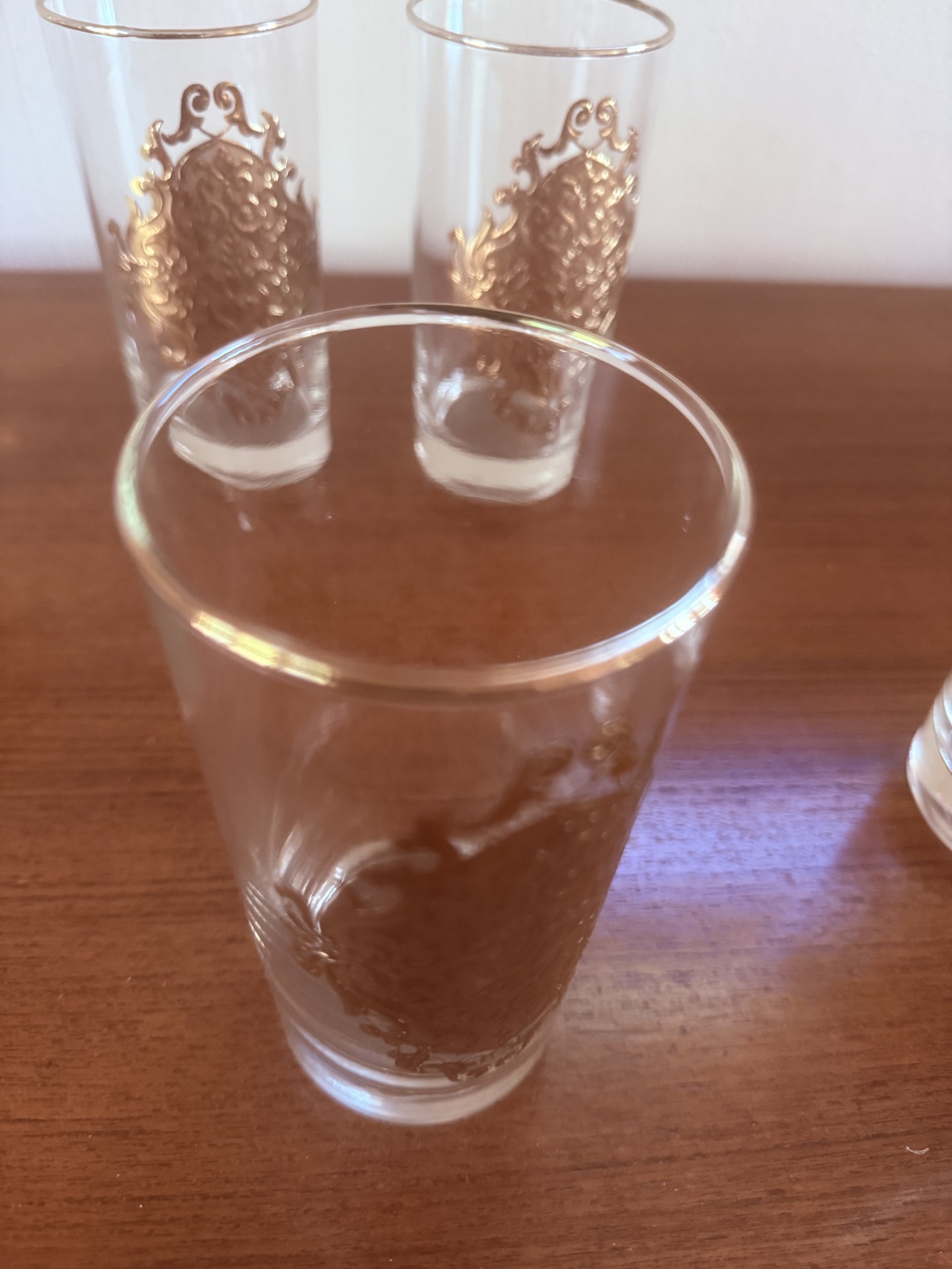 Six mid-century gold-embossed glass tumblers - image 5 of 6