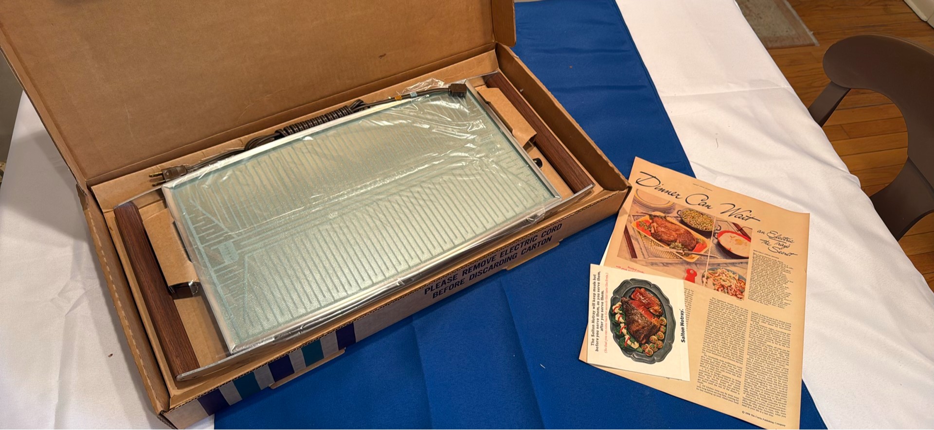 Salton Hotray Automatic Food Warmer with Glass Tray and Box - image 1 of 4