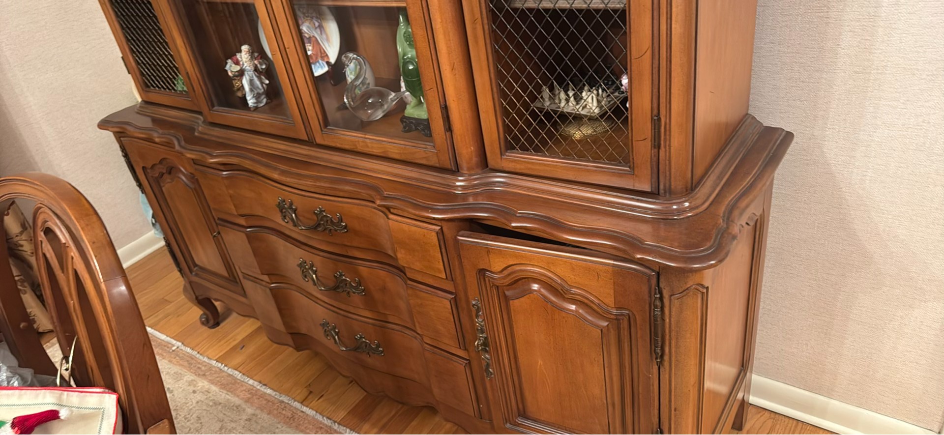 China Cabinet - image 2 of 3