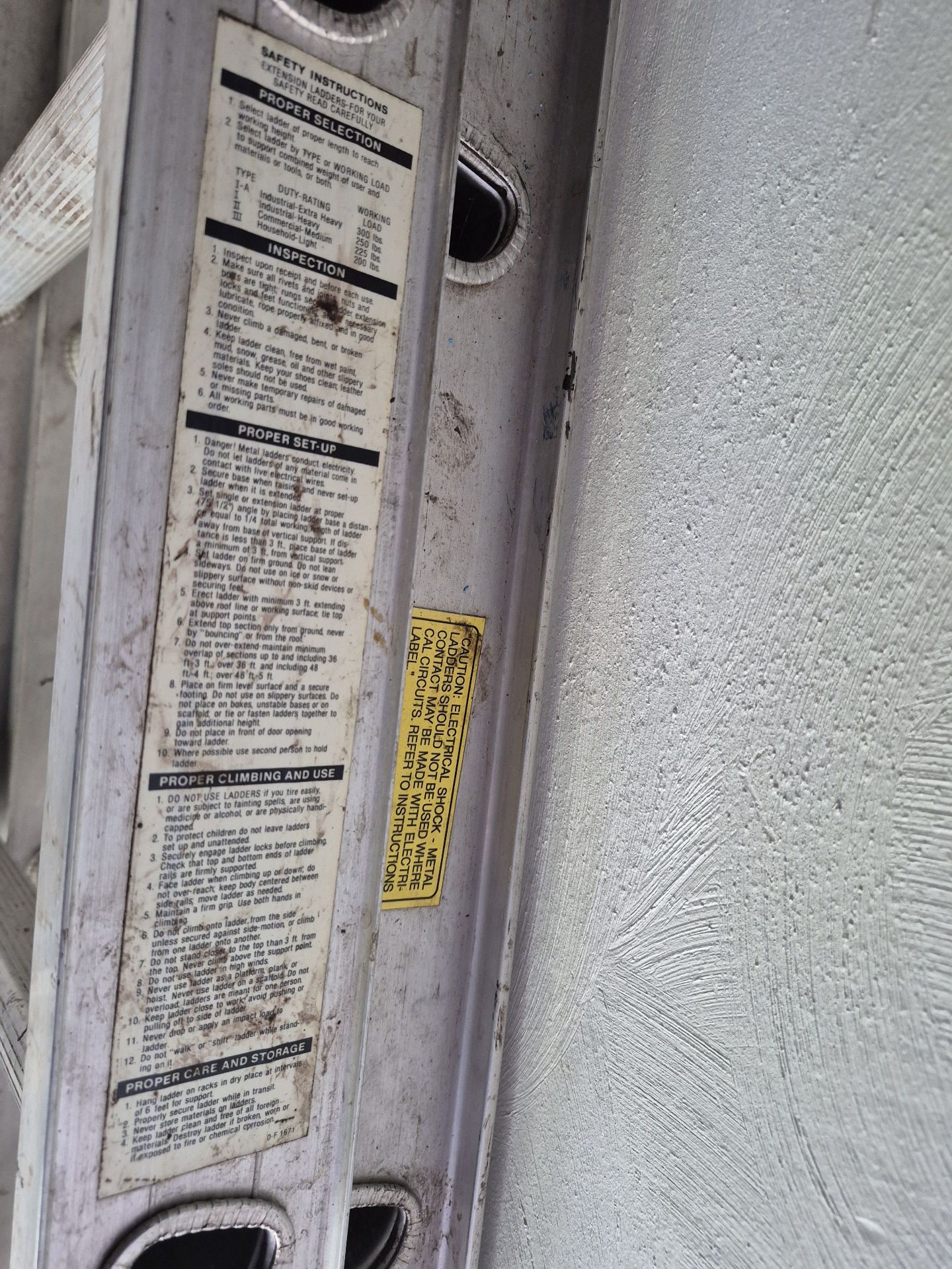 Cuprum Aluminio Model 385 Aluminum Extension Ladder - image 4 of 4