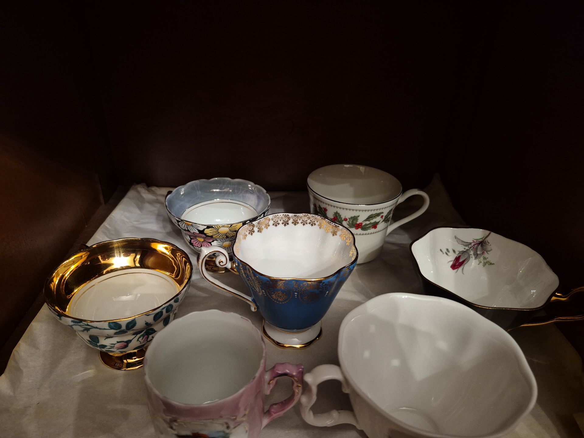 Assorted porcelain teacups - image 2 of 3