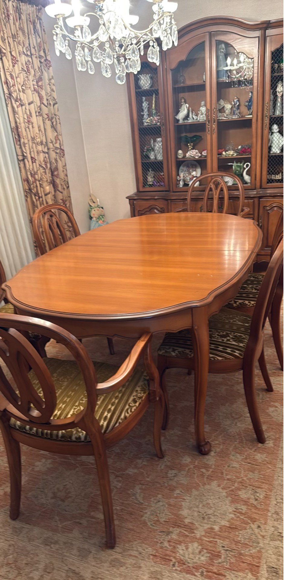 Dining Table with Six Matching Chairs - image 4 of 5