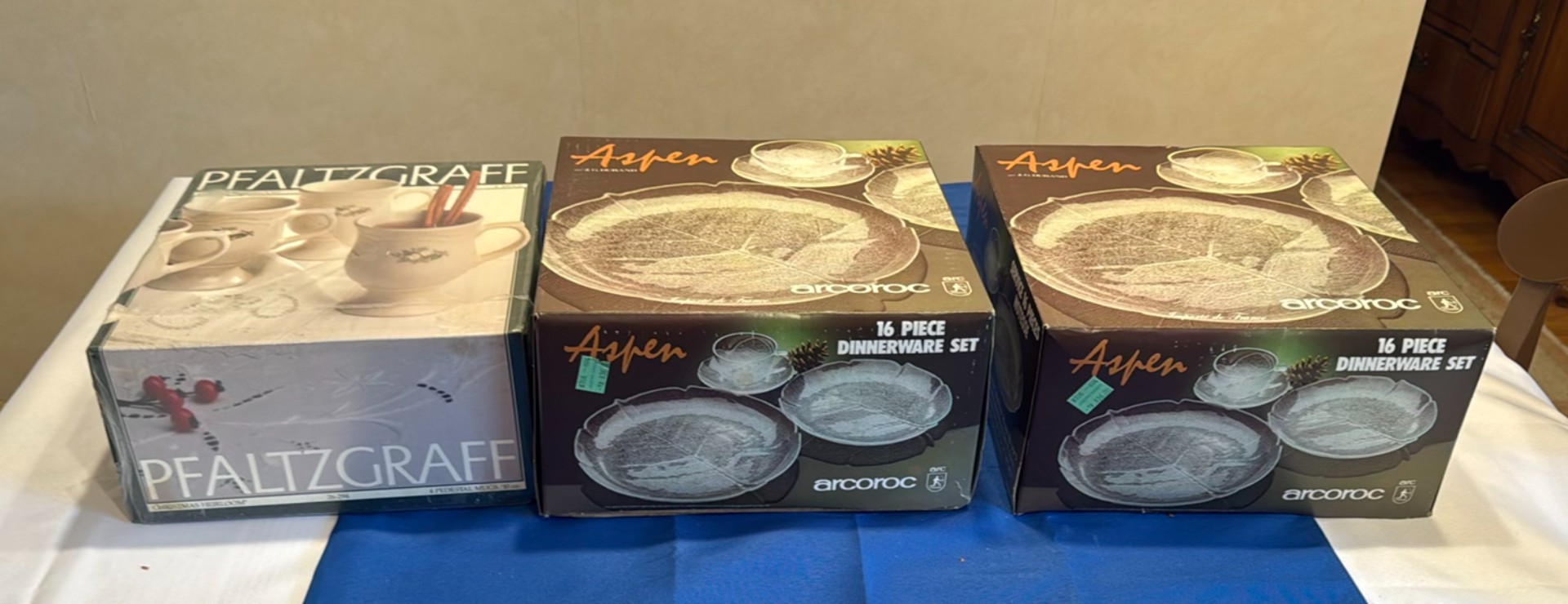 Pfaltzgraff Christmas Heirloom Mug Set and Arcoroc Aspen Dinnerware Sets - image 1 of 4
