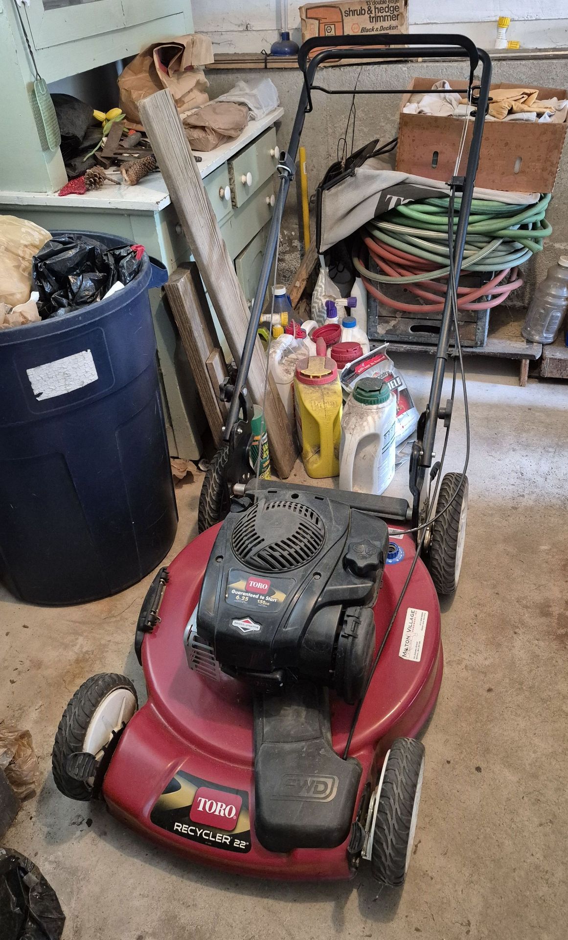 Toro Recycler 22 Inch Lawn Mower - image 1 of 4