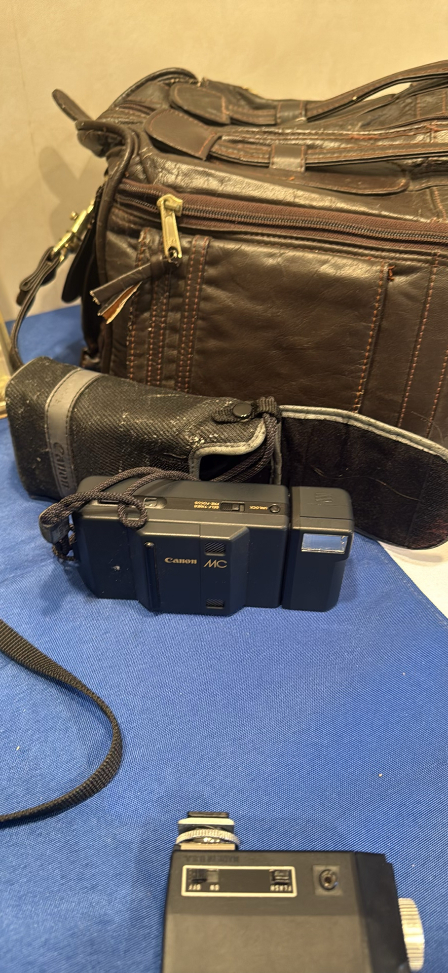Minolta SLR Camera Kit, Canon Sure Shot Camera, Lenses, Filters, and Camera Bags - image 10 of 12