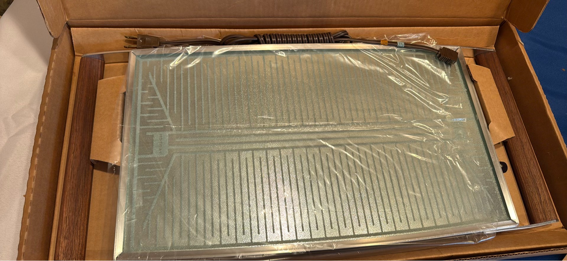 Salton Hotray Automatic Food Warmer with Glass Tray and Box - image 3 of 4