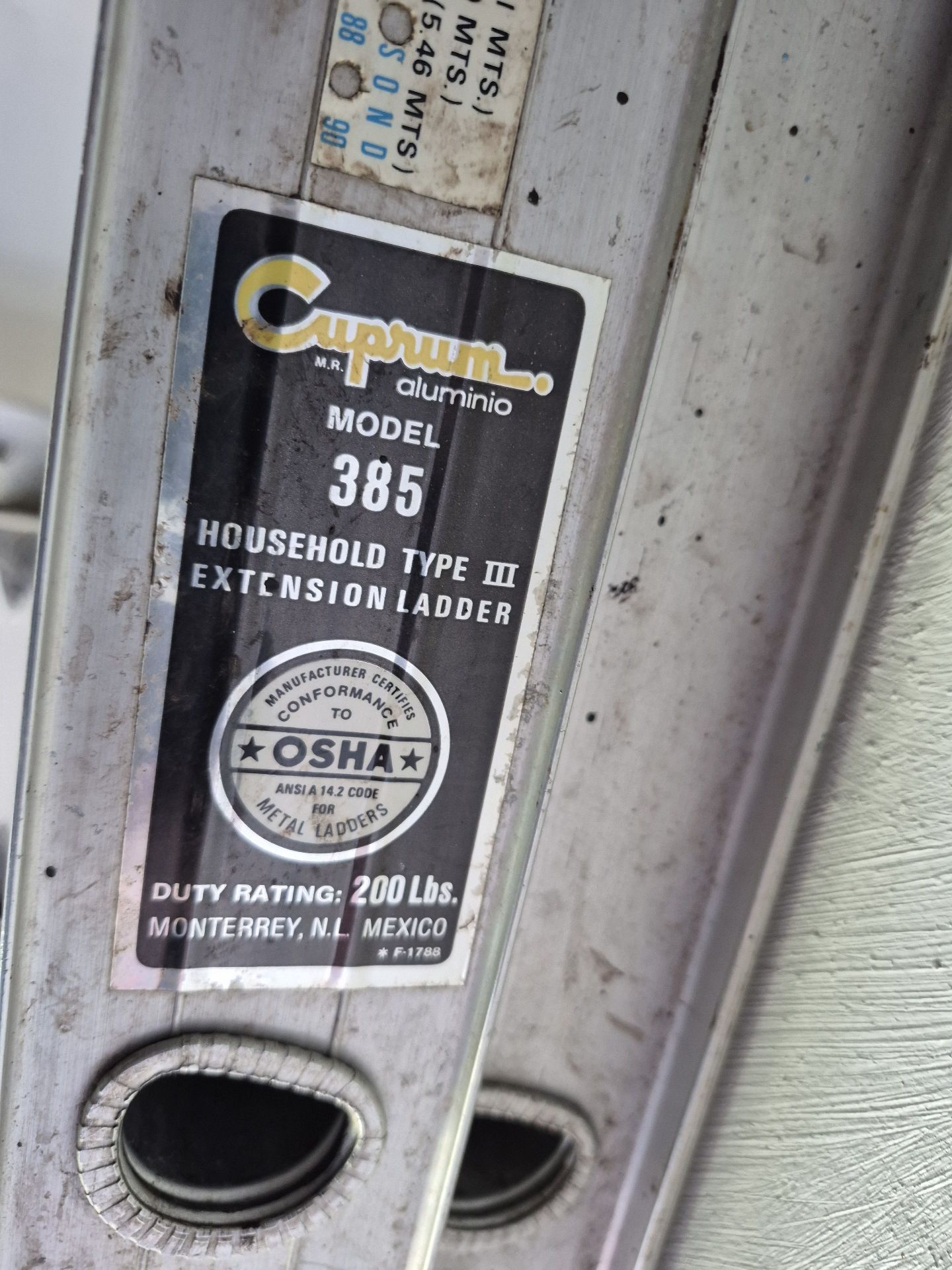 Cuprum Aluminio Model 385 Aluminum Extension Ladder - image 2 of 4