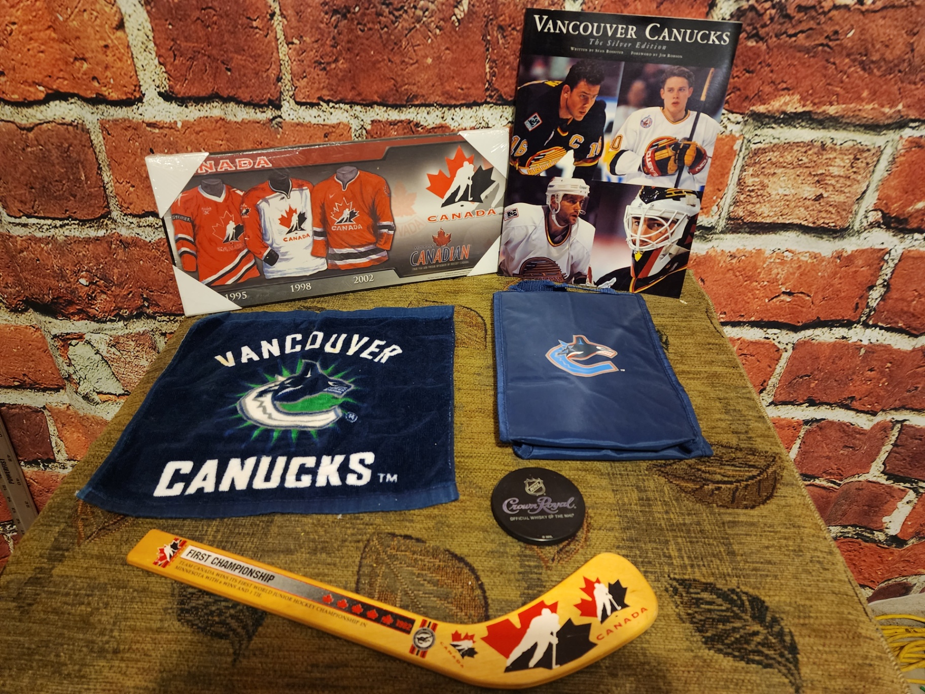 Vancouver Canucks hockey memorabilia collection - image 1 of 7