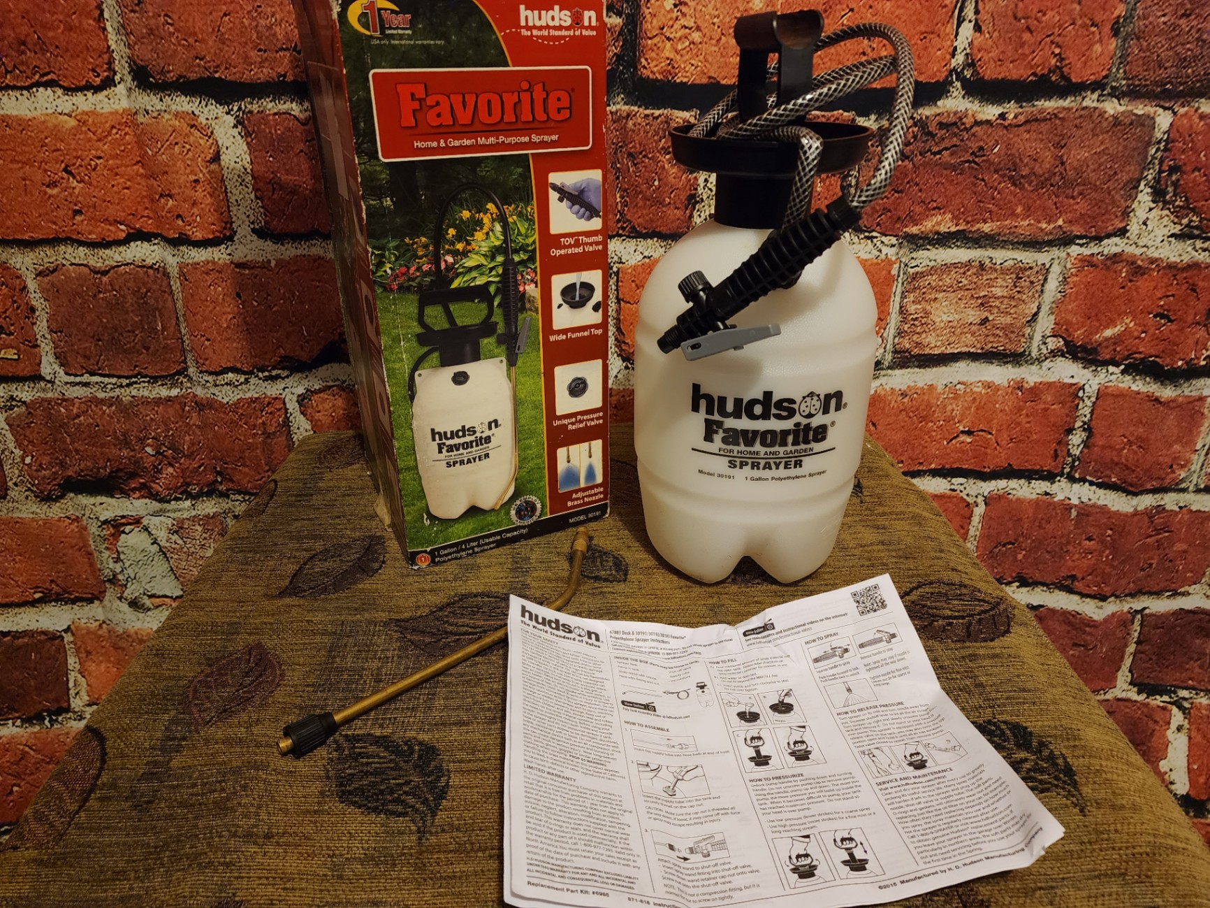 Hudson's Favorite Sprayer with Box and Accessories - image 1 of 6