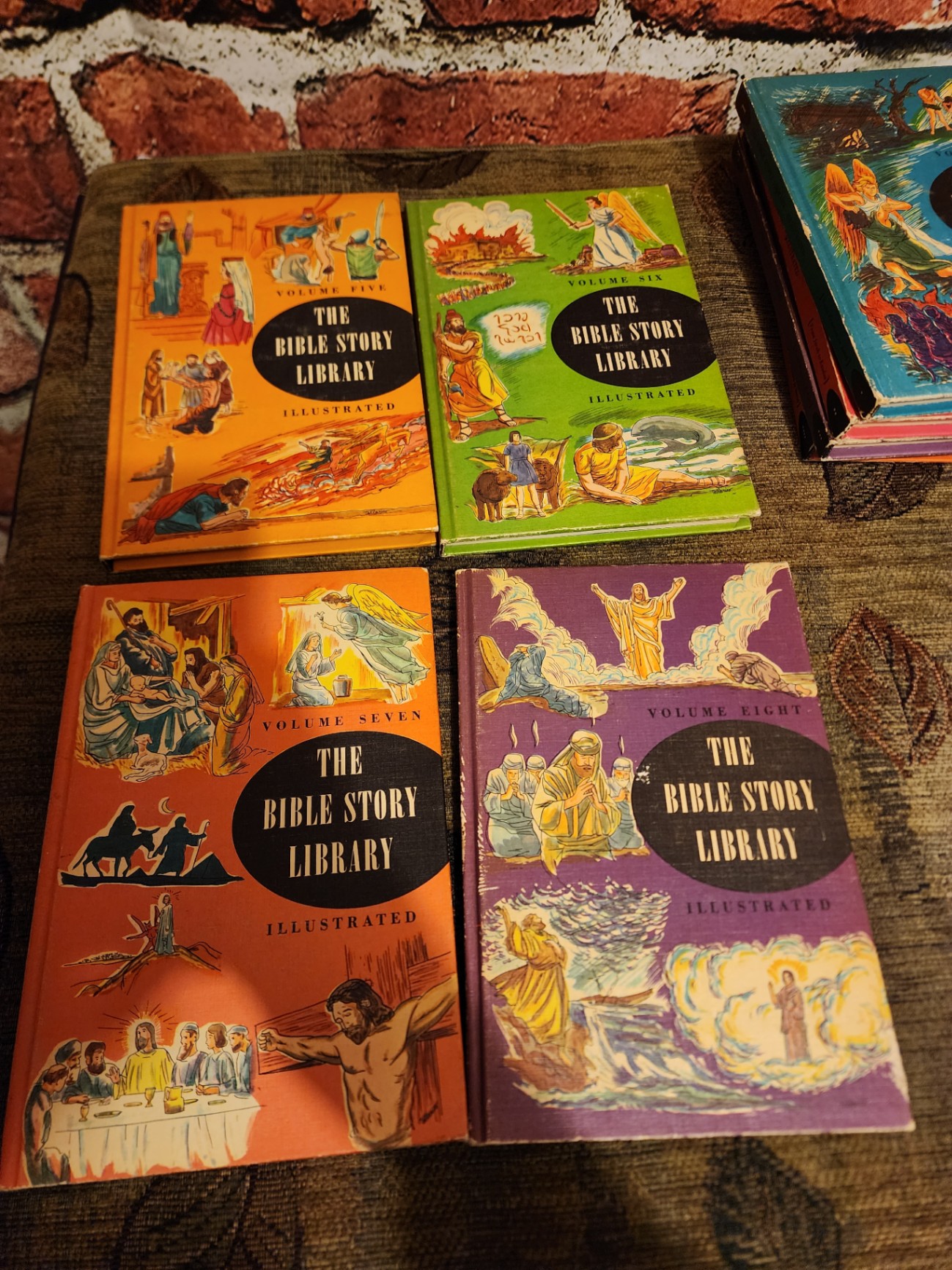 The Bible Story Library: Illustrated Eight-Volume Set - image 2 of 10