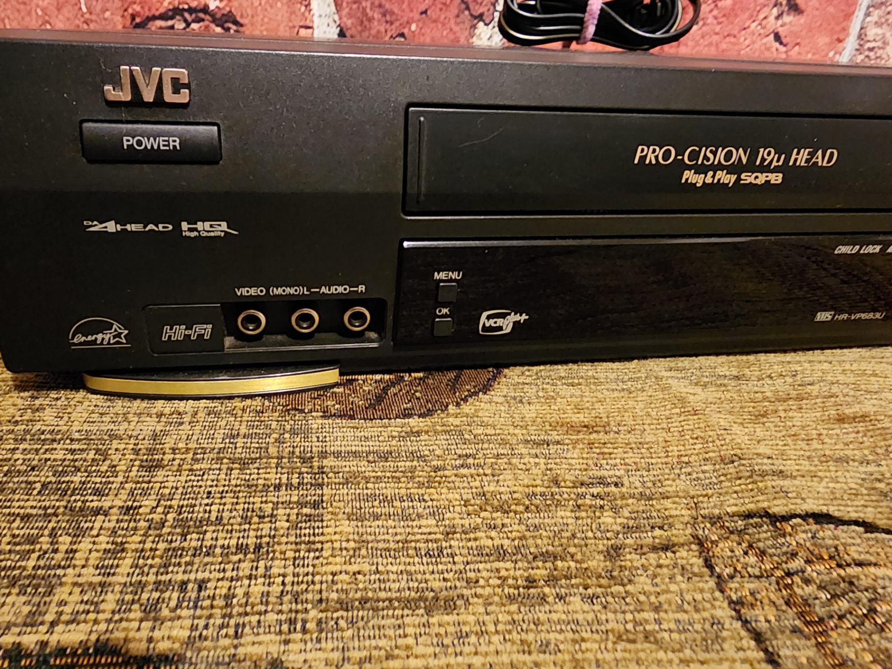 JVC Video Cassette Recorder HR-VP683U - image 9 of 10