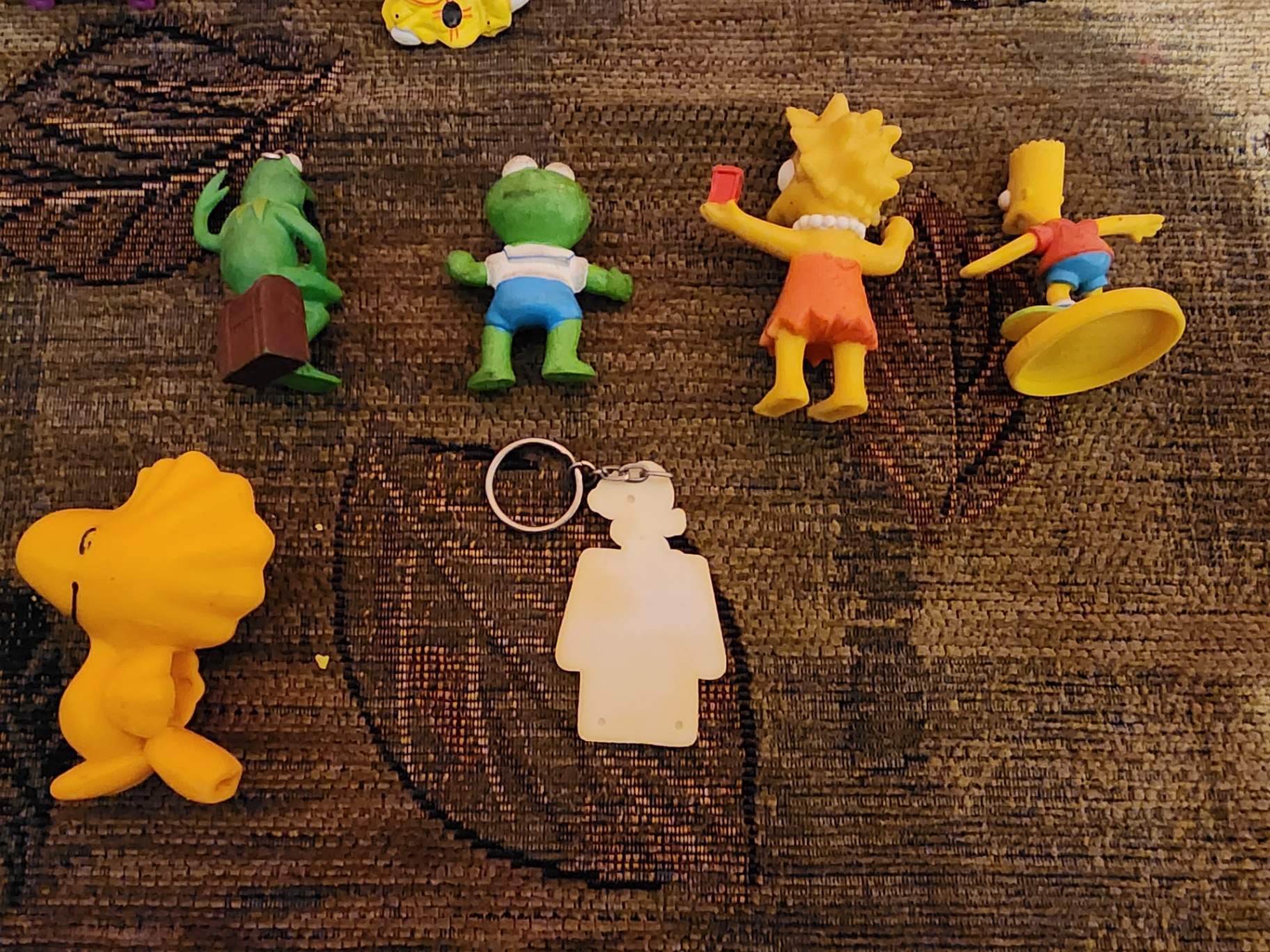 Assorted plastic cartoon character figurines and accessories - image 9 of 12