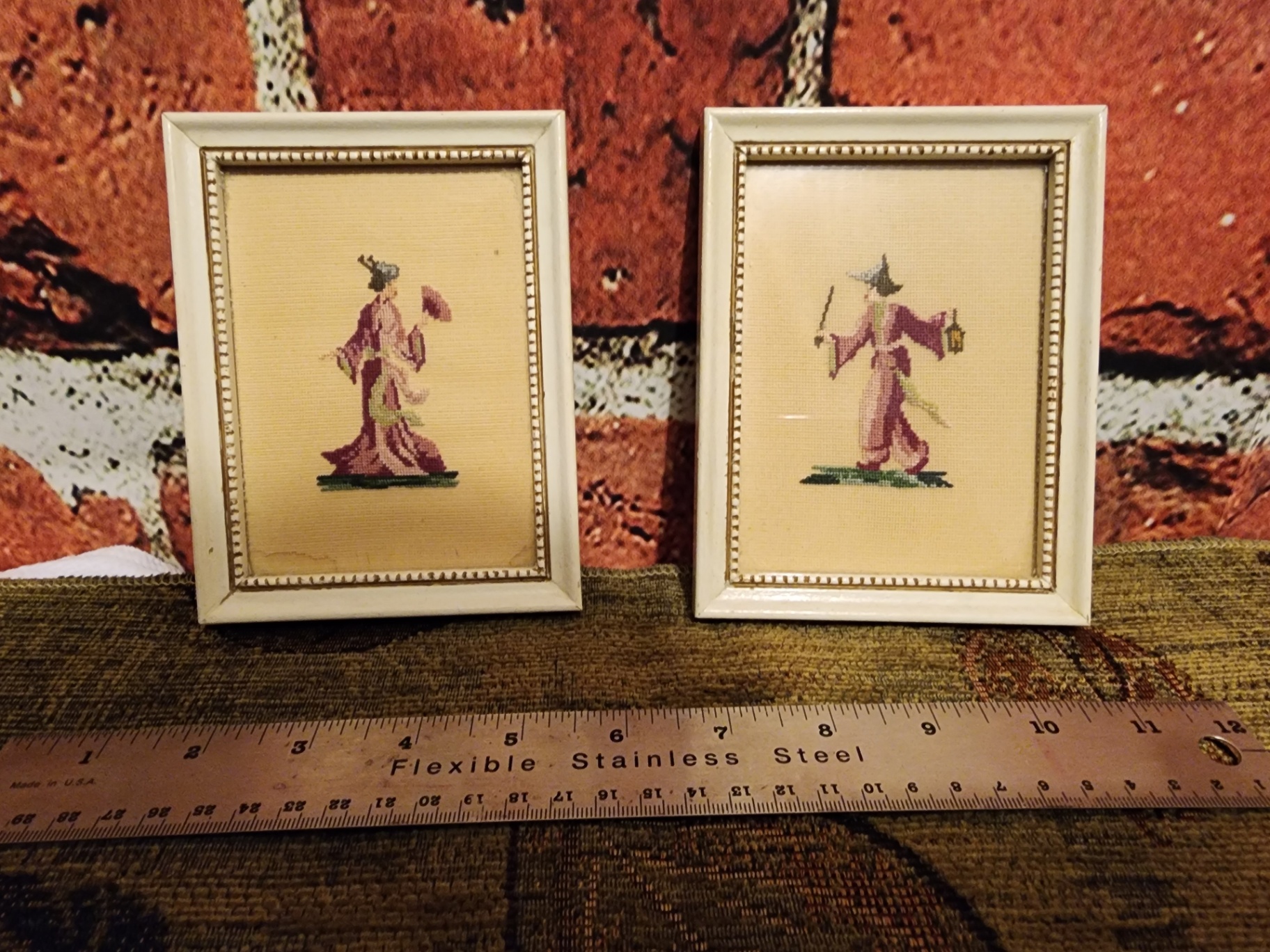 Two small framed cross-stitch pictures - image 4 of 6