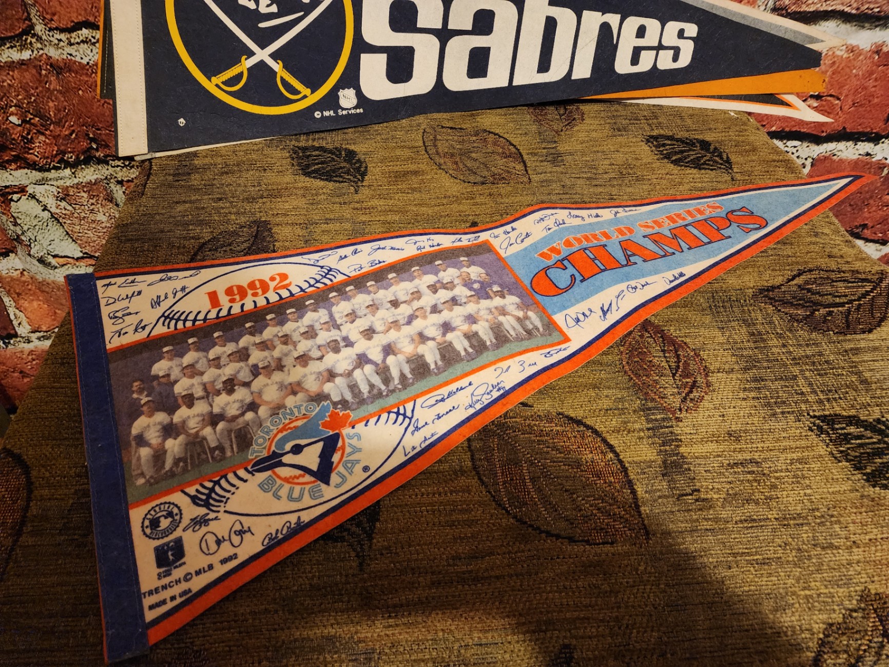 Assorted vintage sports pennants - image 6 of 16
