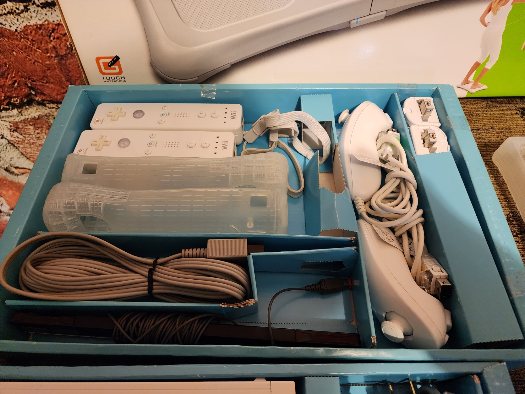 Nintendo Wii with games and accessories - image 7 of 19
