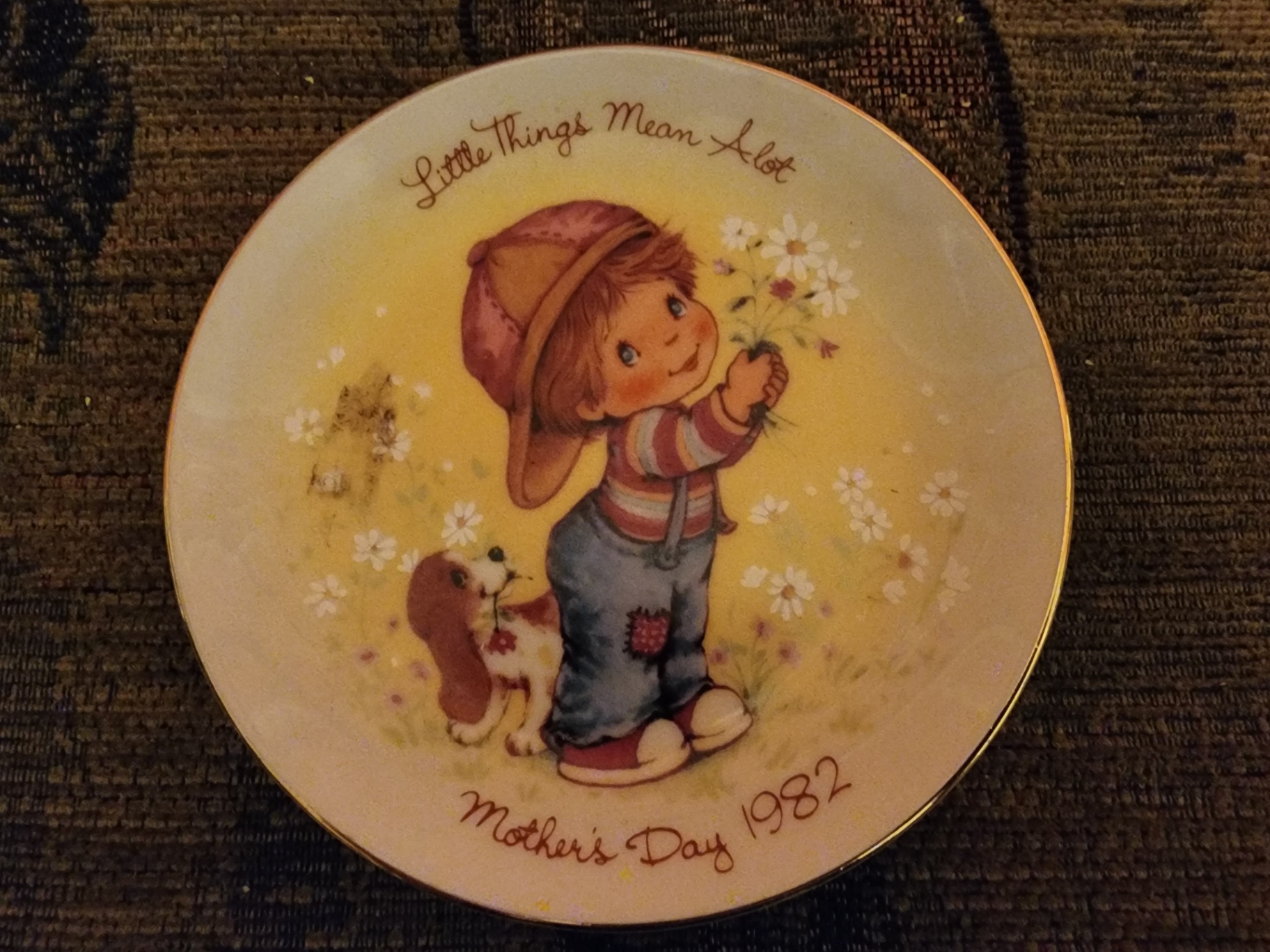 Vintage Mother's Day Decorative Plates (1982–1983) - image 4 of 8