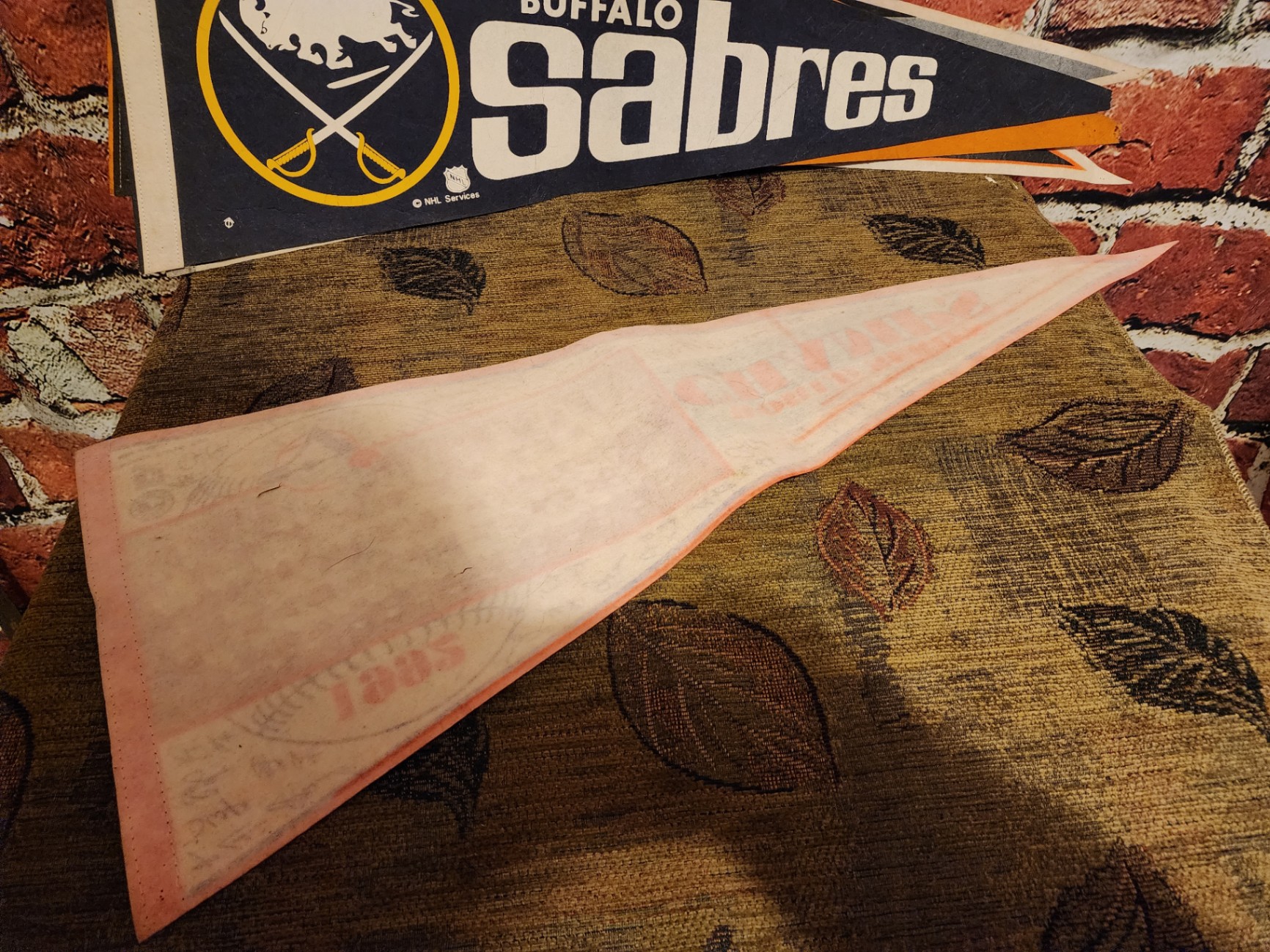 Assorted vintage sports pennants - image 10 of 16