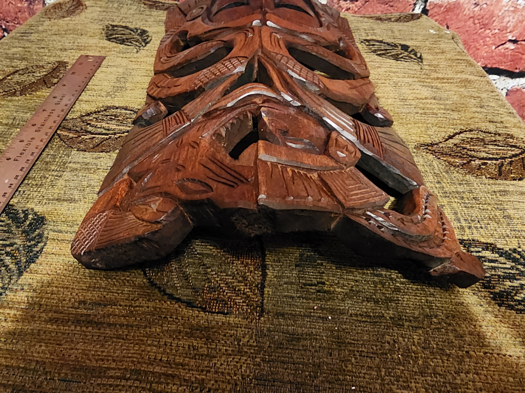 Set of carved wooden decor pieces: flat panel and three-dimensional mask - image 8 of 8