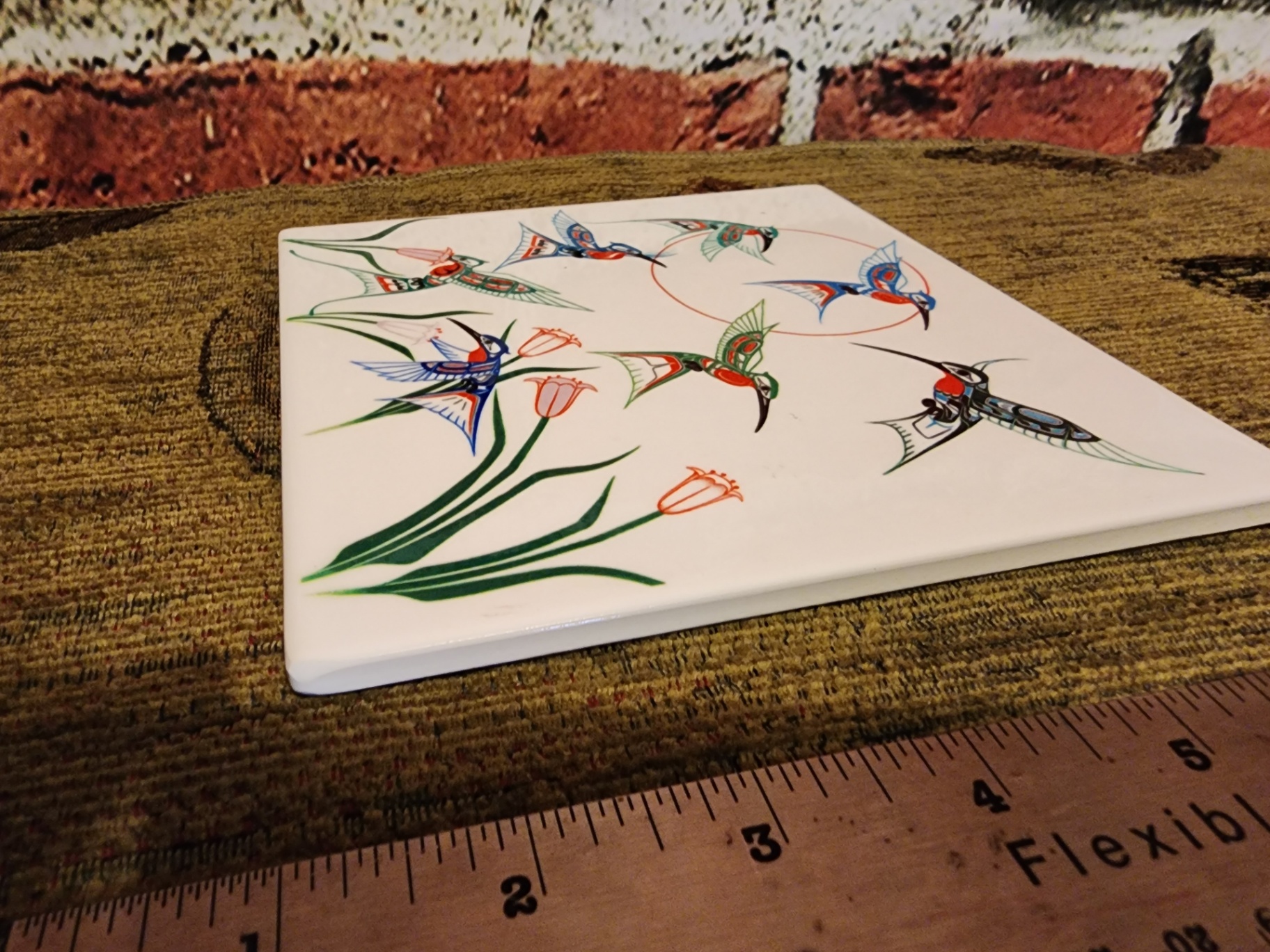 Hummingbird ceramic tile with flowers - image 5 of 5