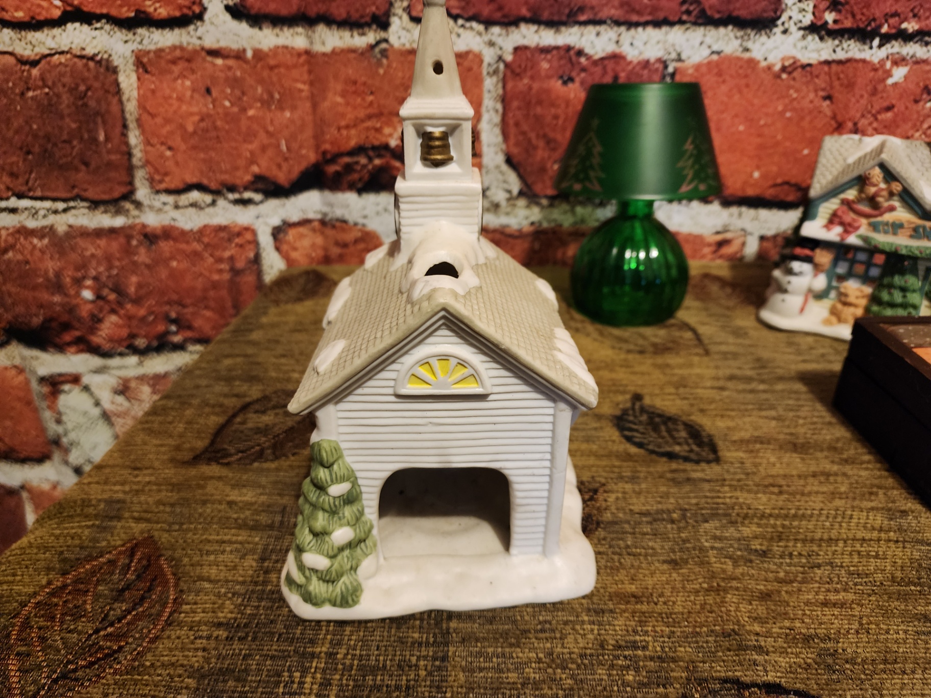 Ceramic Christmas village buildings with green glass lamp - image 13 of 20