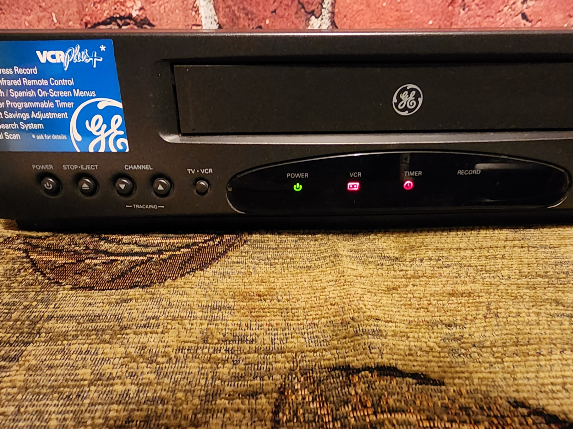 GE VG2061 VCR with remote and manual - image 15 of 15