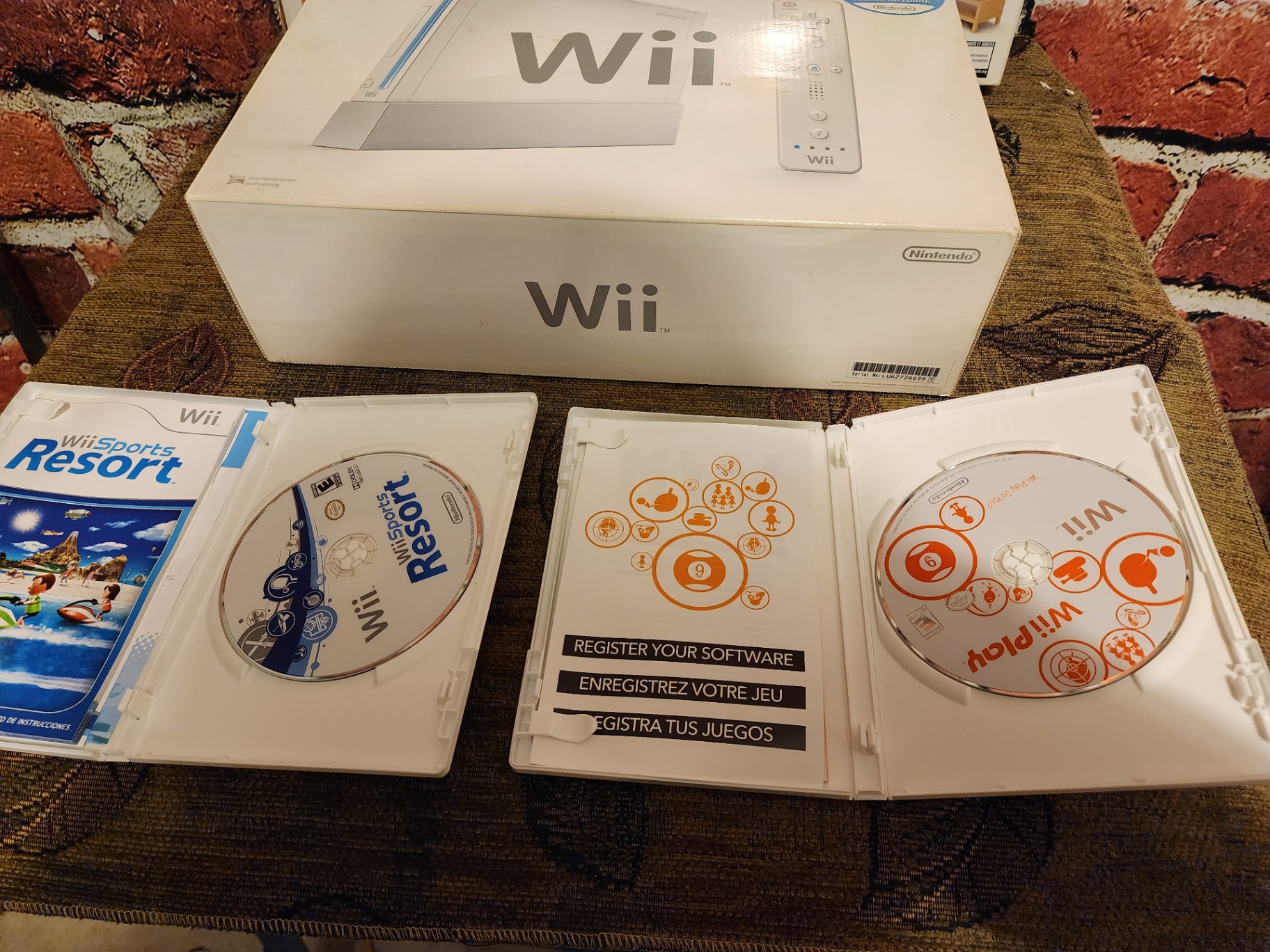 Nintendo Wii with games and accessories - image 2 of 19