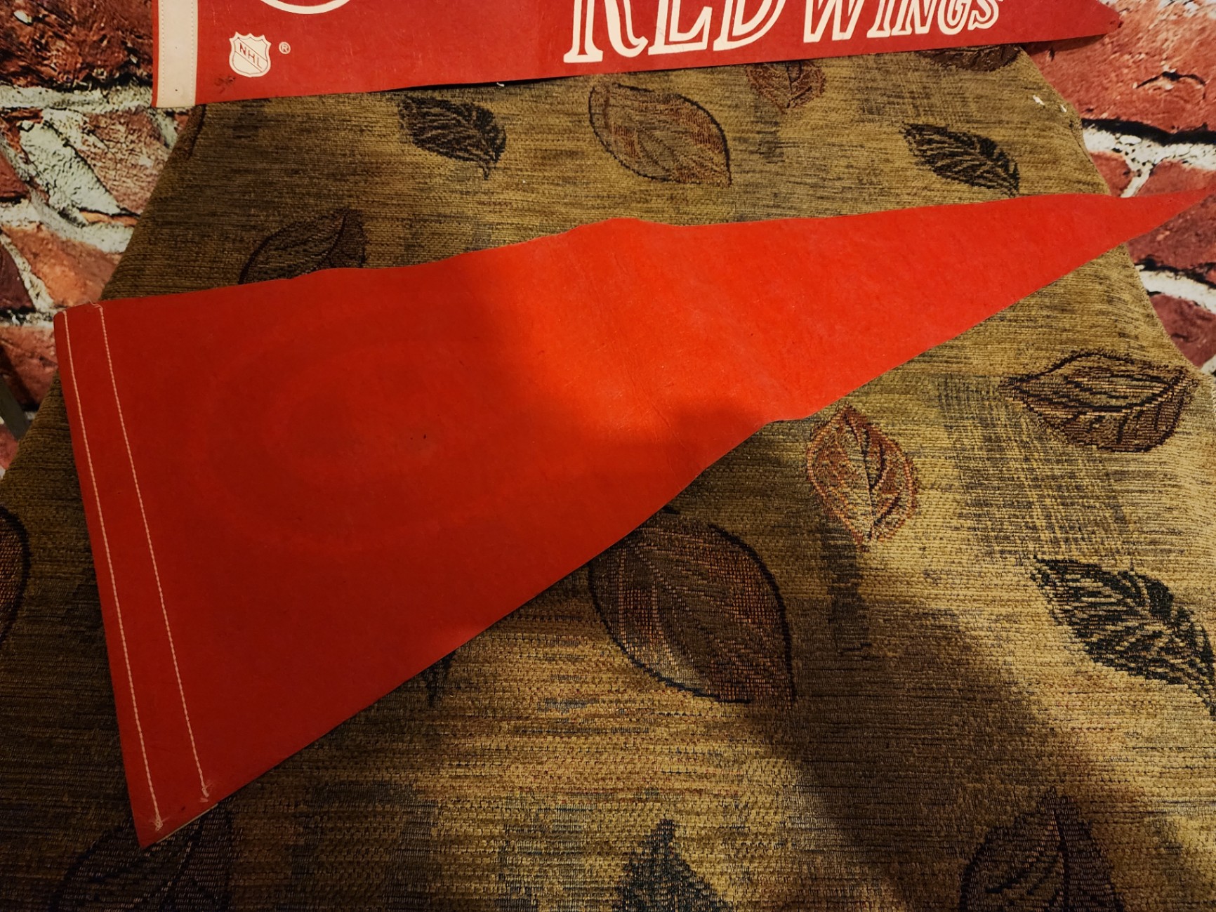 Assorted vintage sports pennants - image 16 of 16