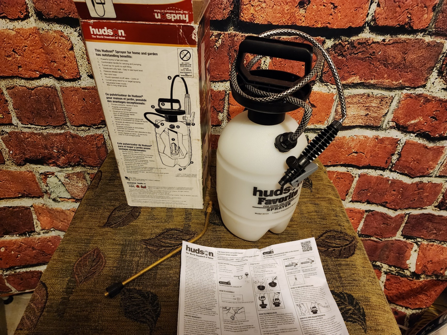 Hudson's Favorite Sprayer with Box and Accessories - image 3 of 6