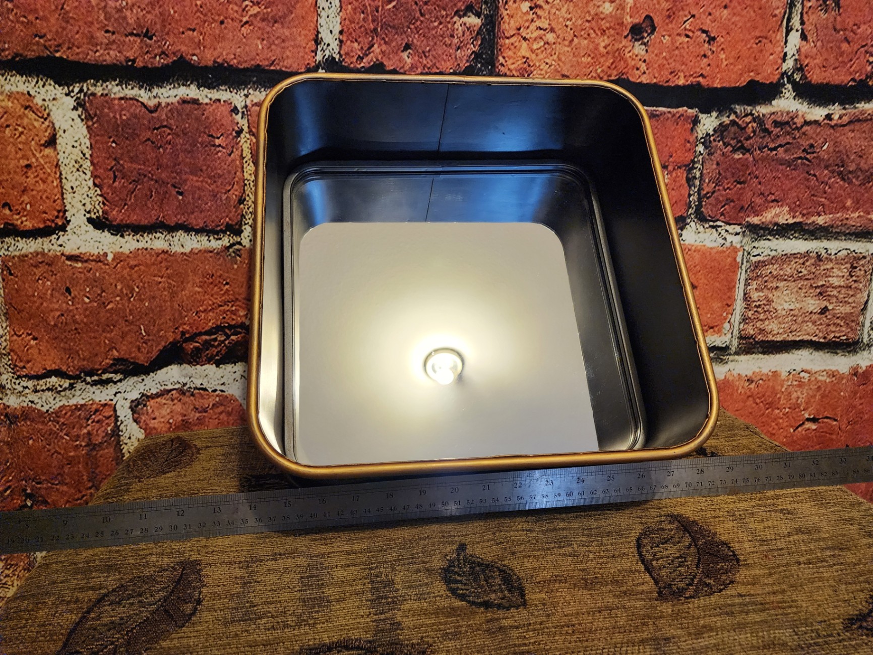 Vintage metal square case with brass trim (Moe's Canada) - image 15 of 17