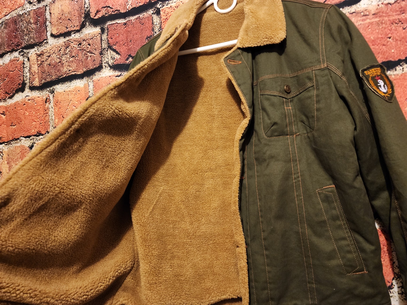Olive green sherpa-lined jacket with patches - image 8 of 9