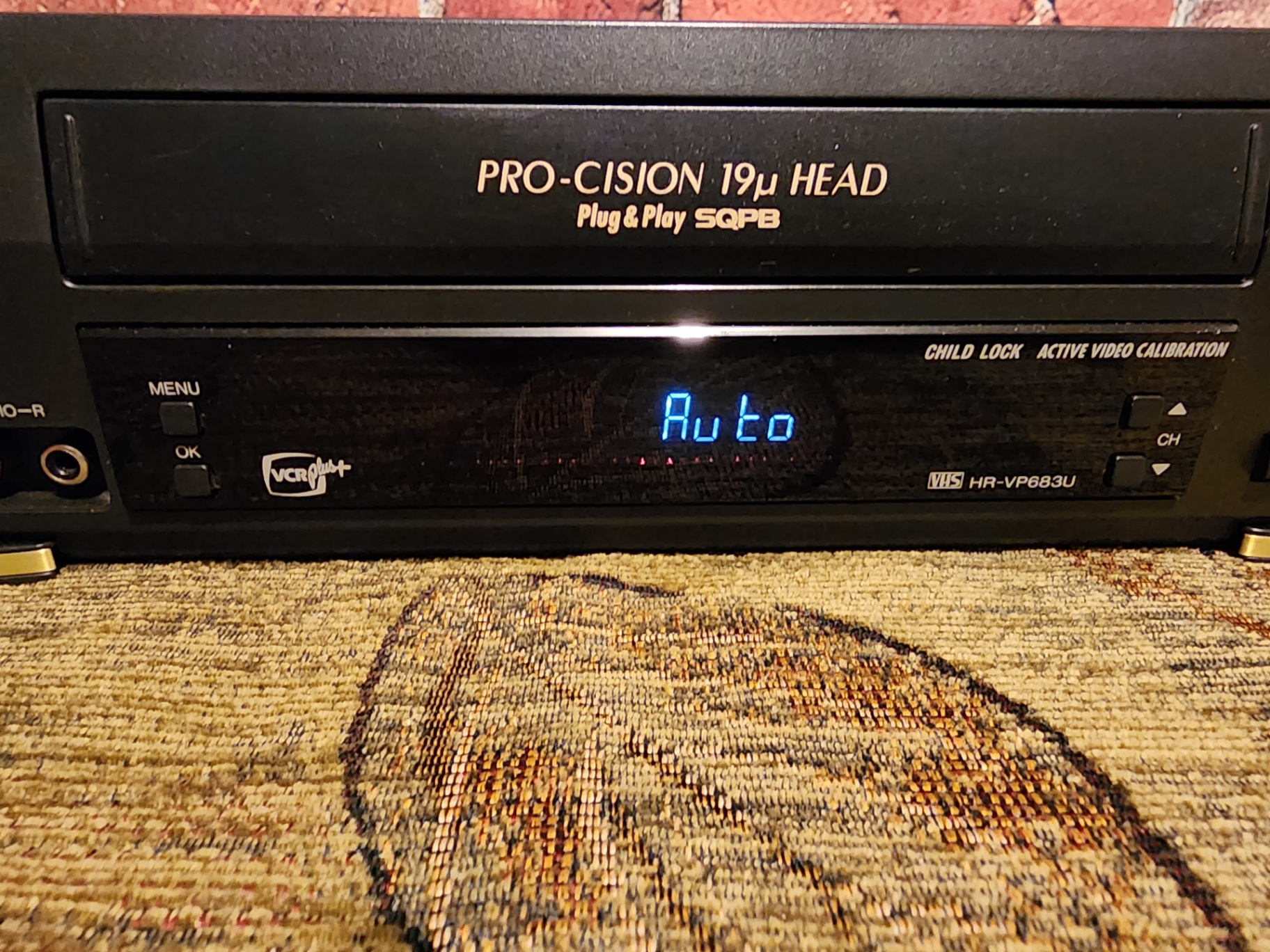 JVC Video Cassette Recorder HR-VP683U - image 8 of 10