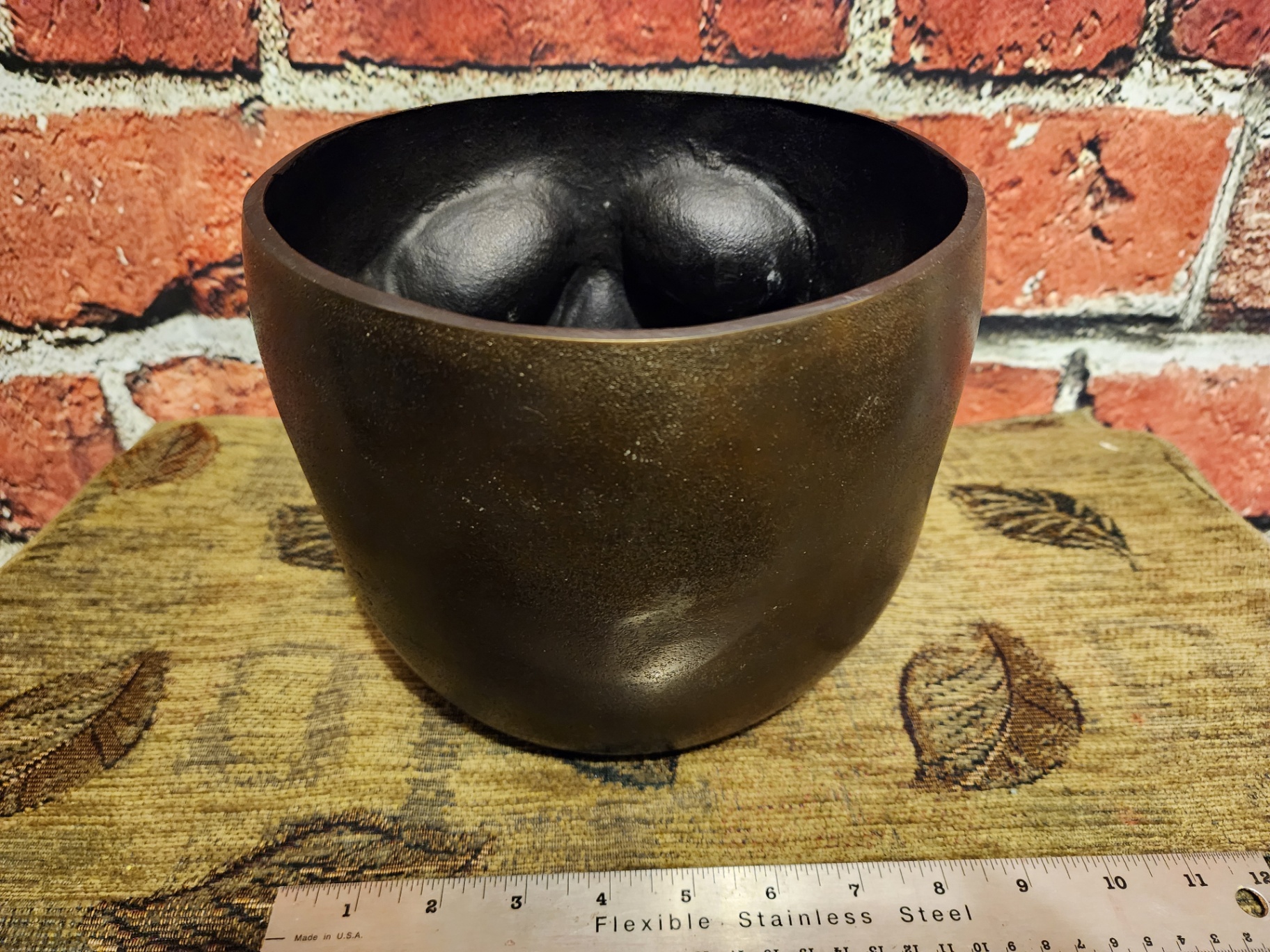 ( Moe's Canada ) Bronze/copper hollow metal sculpture skull plant holder  - image 8 of 9