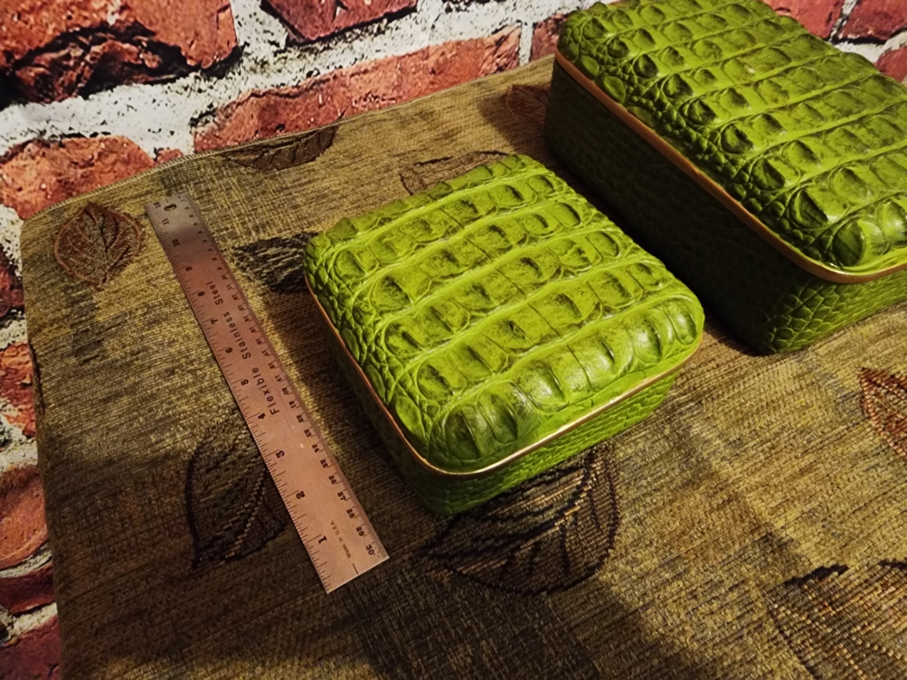 Green alligator-patterned storage boxes set - image 10 of 10