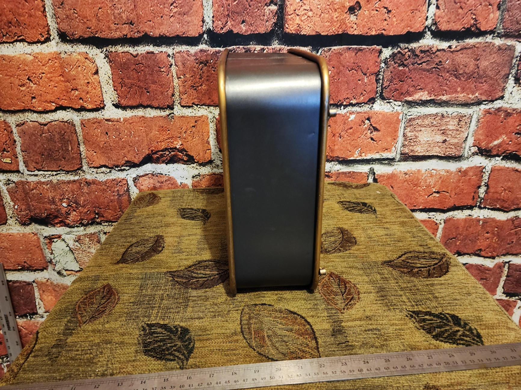 Vintage metal square case with brass trim (Moe's Canada) - image 10 of 17
