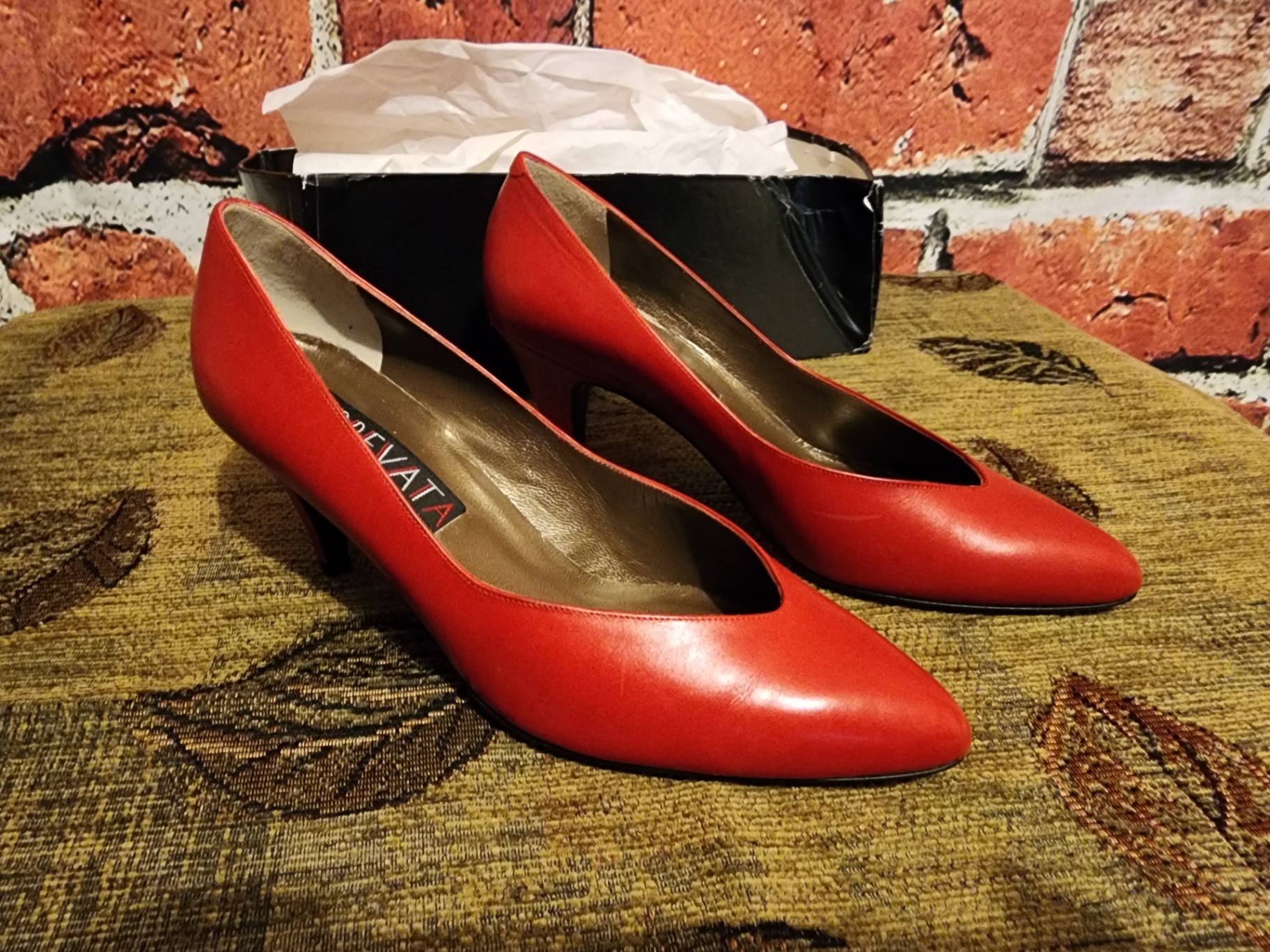 Pair of red high-heeled pumps - image 4 of 7
