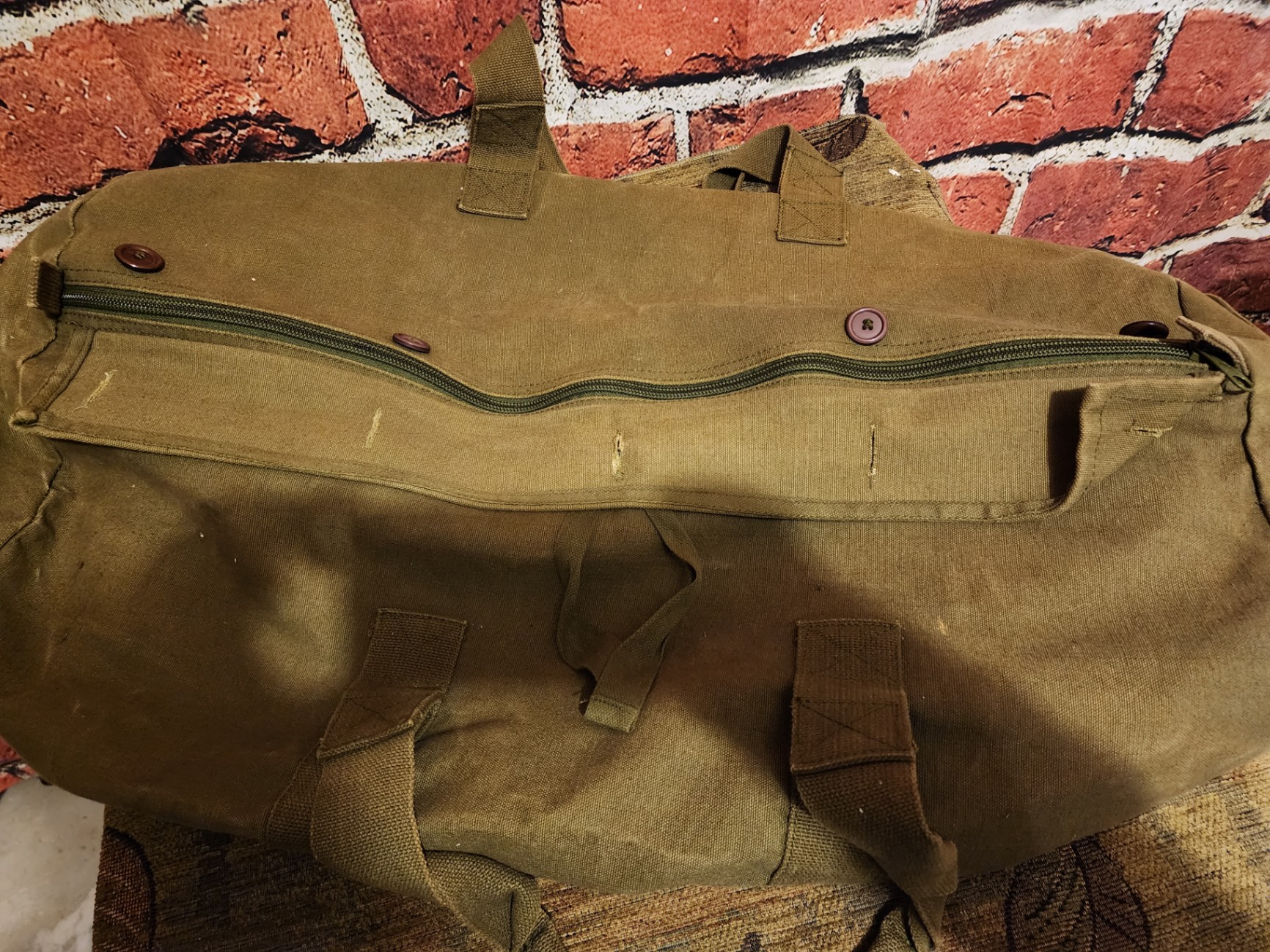 Olive canvas duffel bag - image 4 of 6