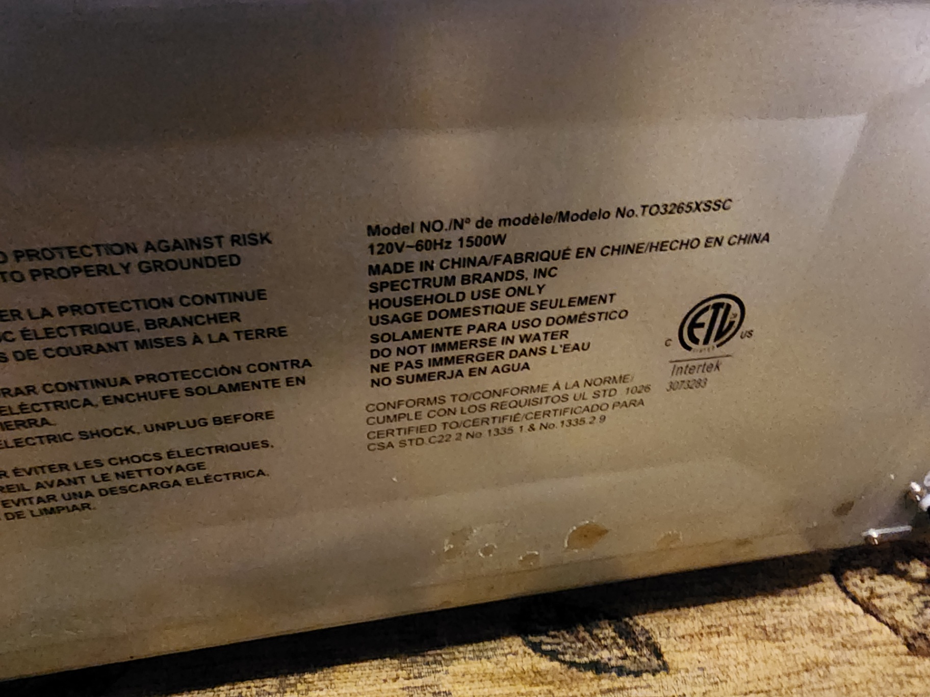Black+Decker countertop toaster oven - image 3 of 10