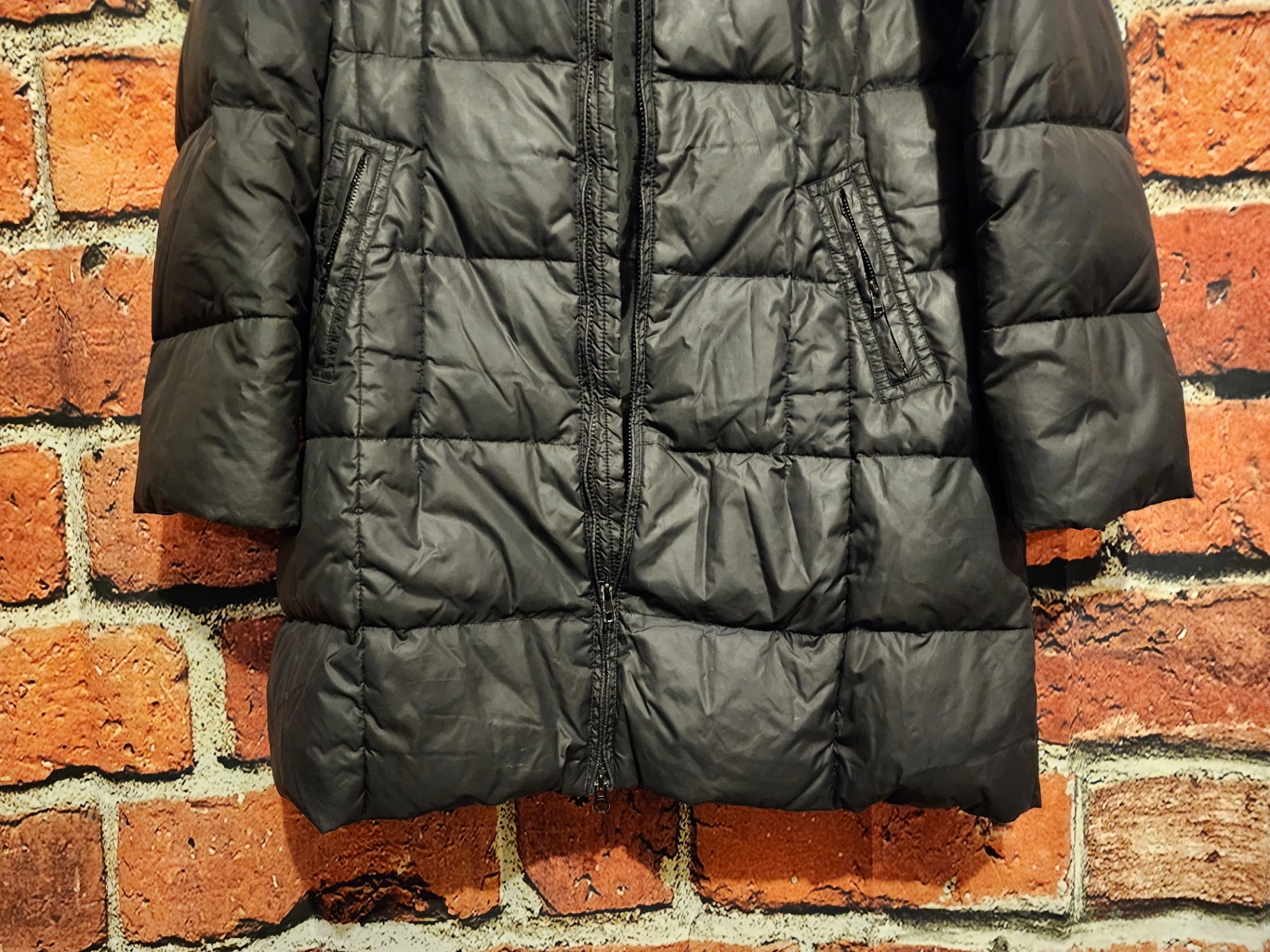 Black quilted puffer jacket - image 5 of 12