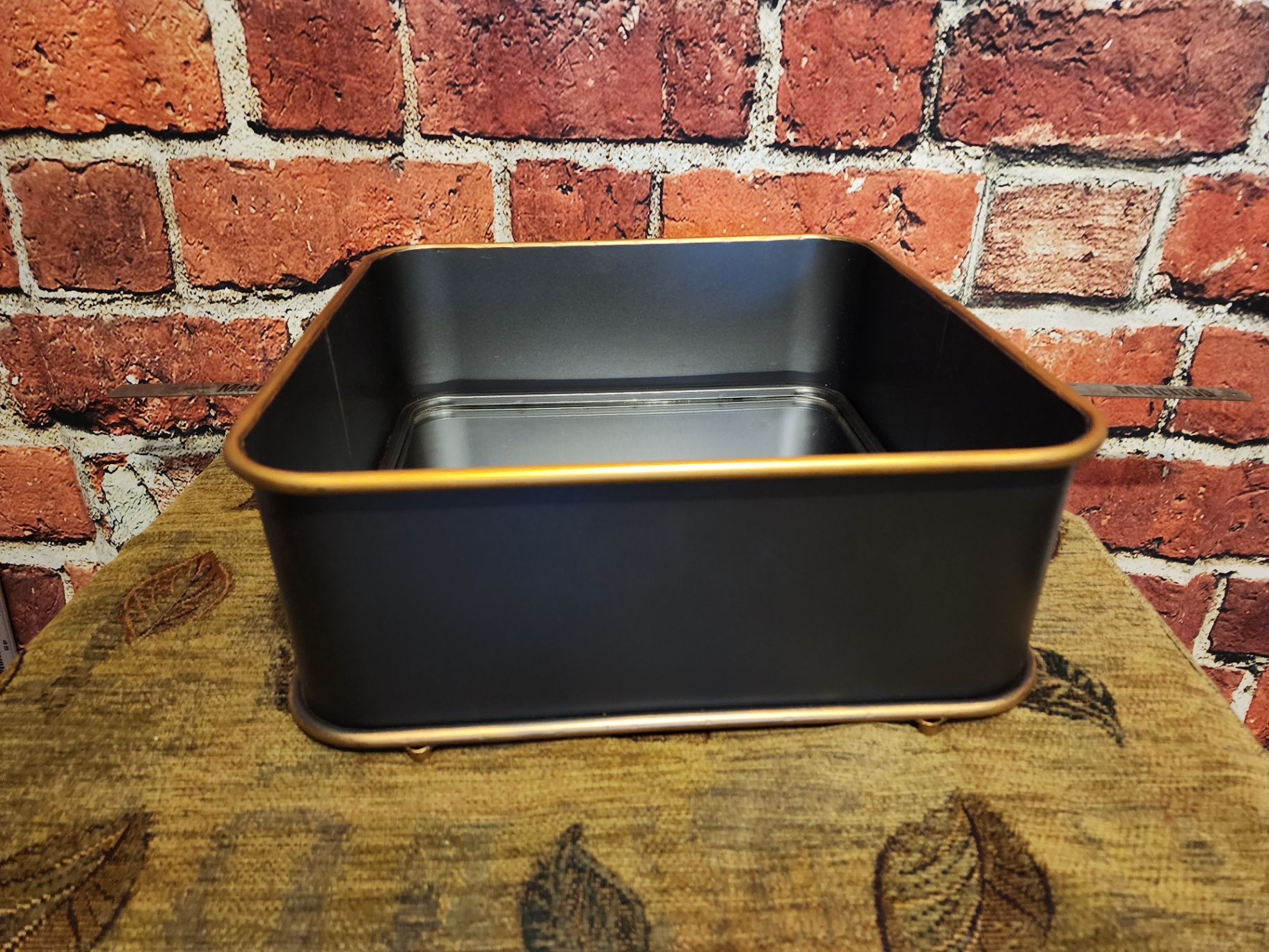 Vintage metal square case with brass trim (Moe's Canada) - image 6 of 17