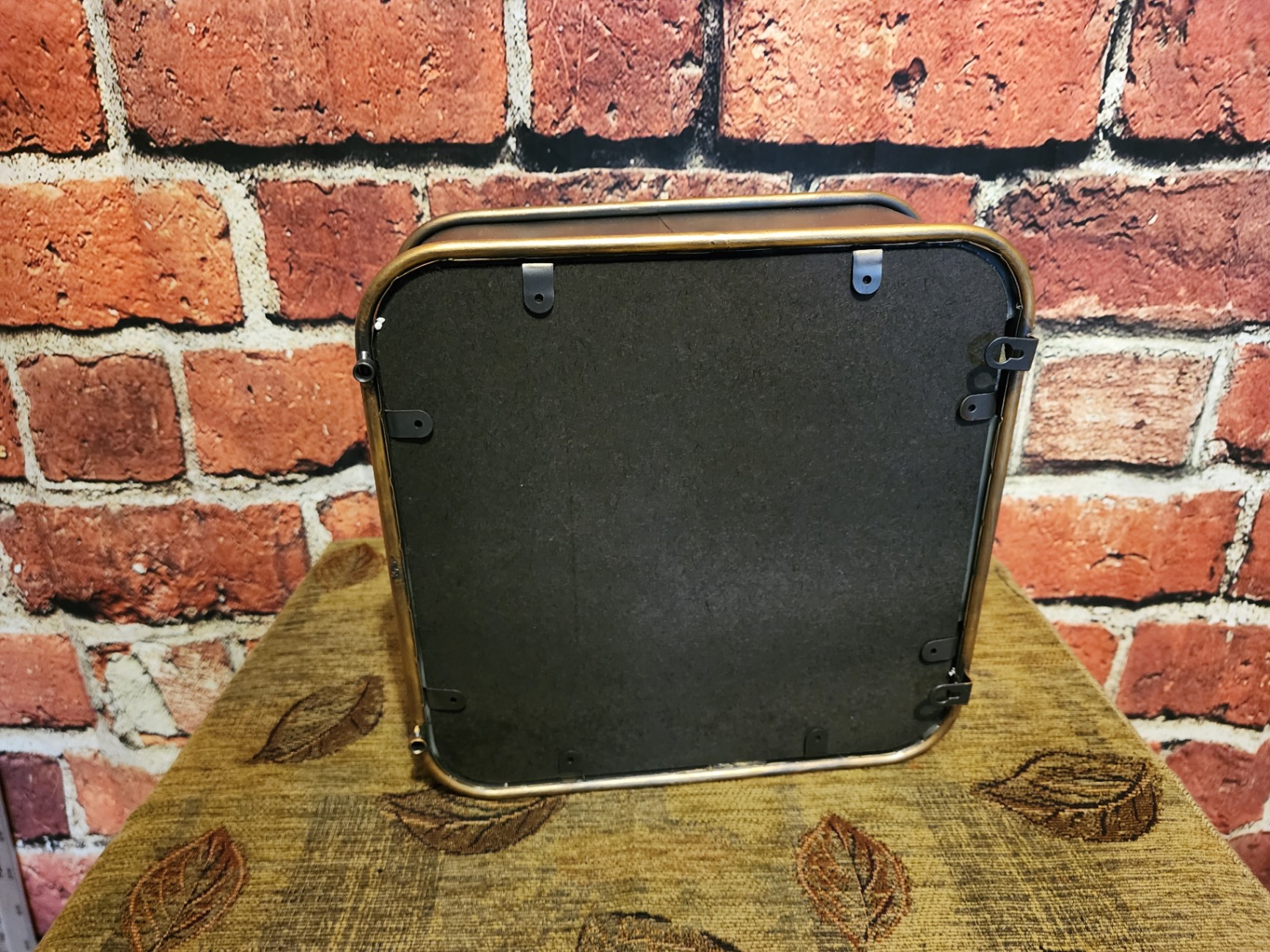Vintage metal square case with brass trim (Moe's Canada) - image 17 of 17