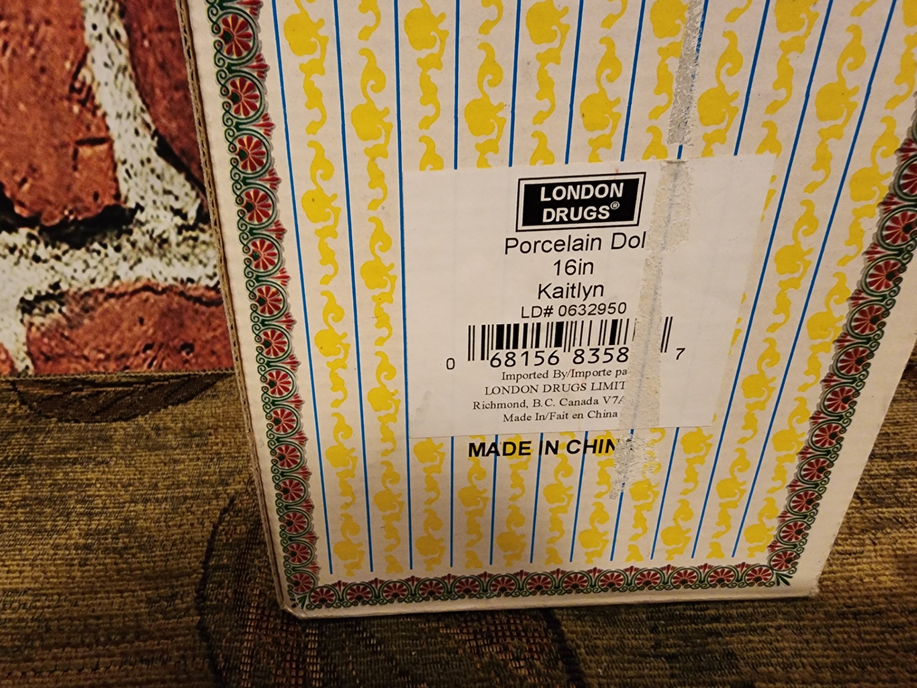 Porcelain doll in The Princess Collection box - image 7 of 11